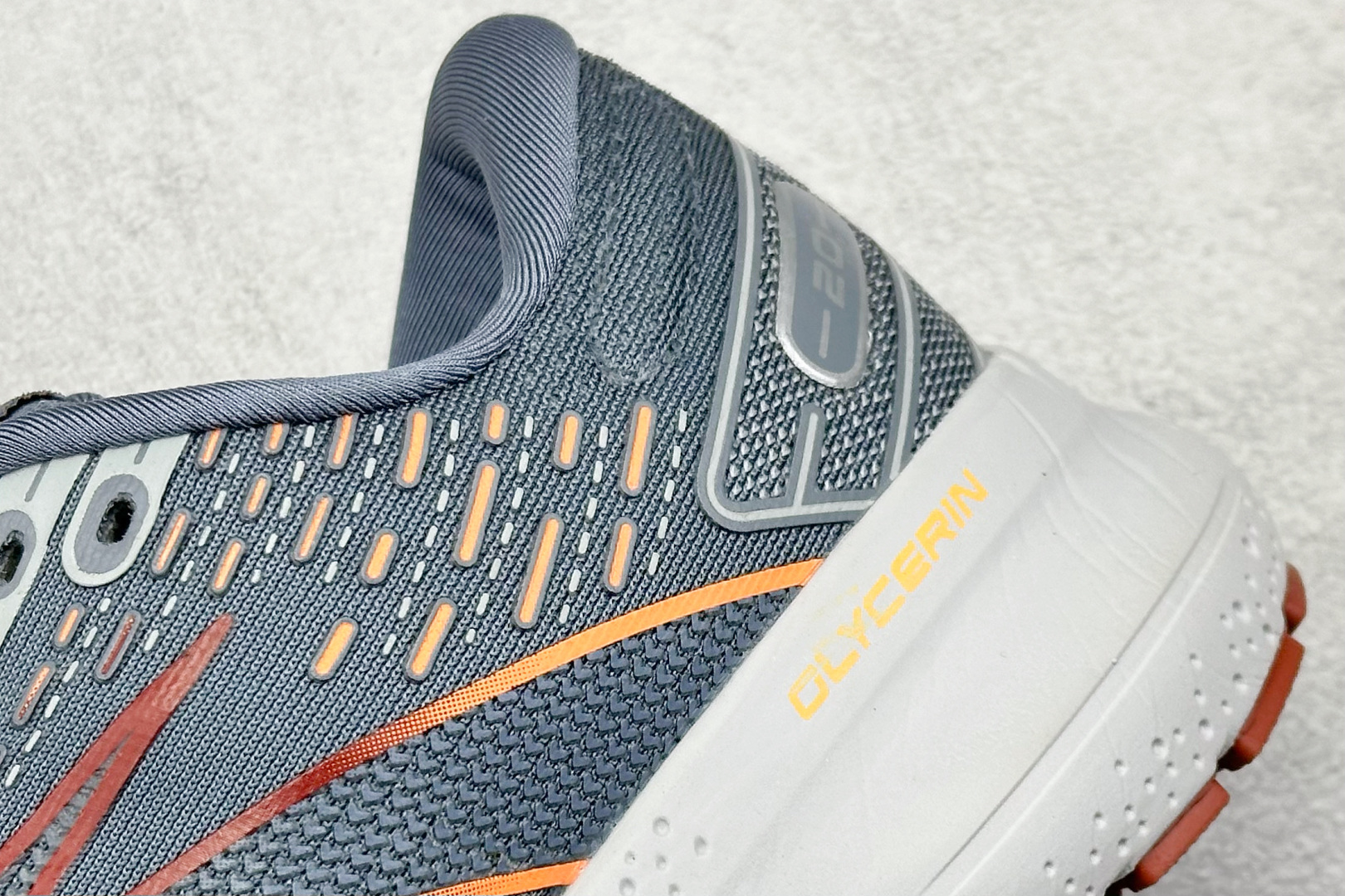 Brooks Glycerin 20 布鲁克斯甘油 缓震马拉松氮气慢跑鞋 110382 1D