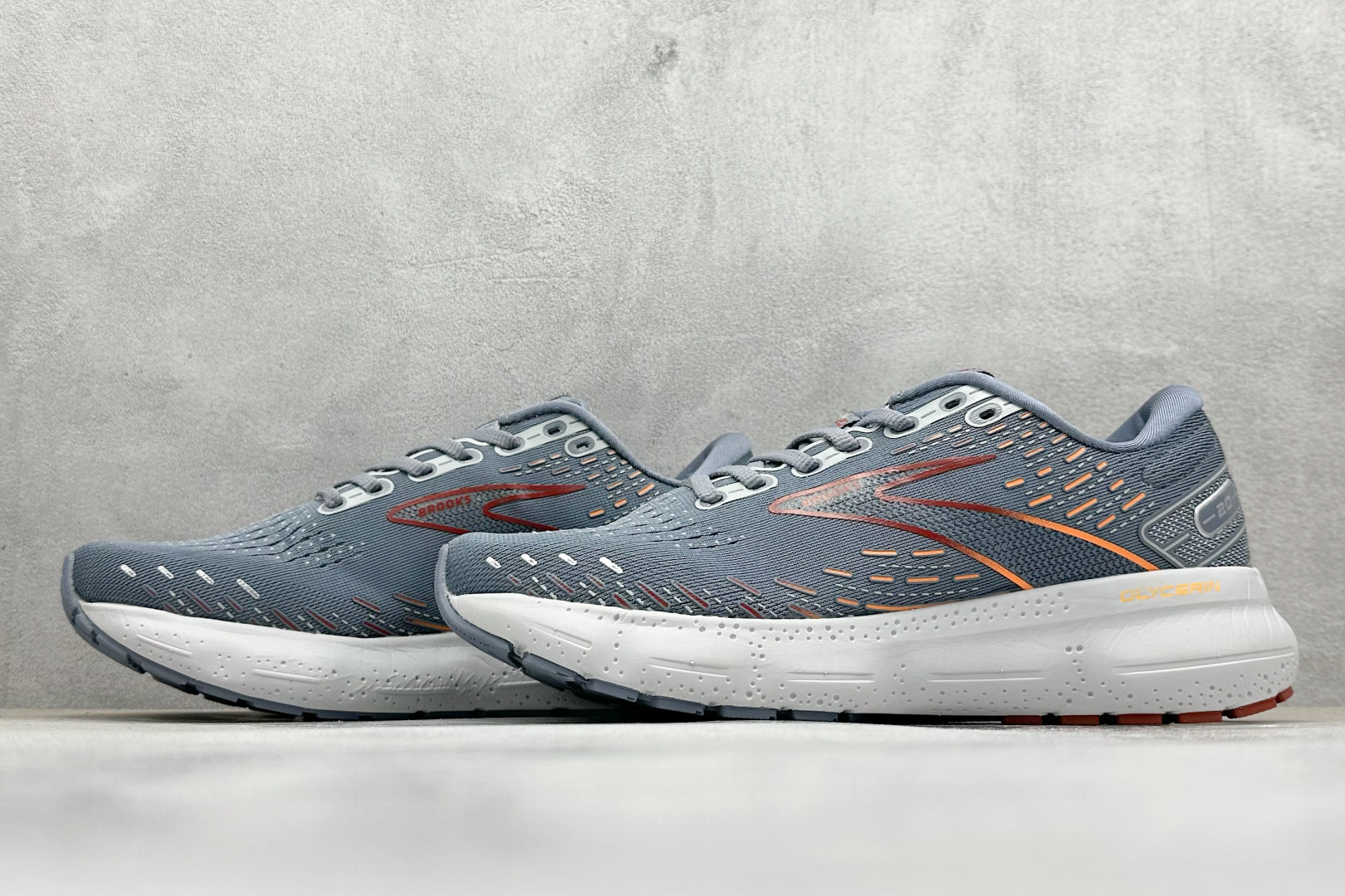 Brooks Glycerin 20 布鲁克斯甘油 缓震马拉松氮气慢跑鞋 110382 1D