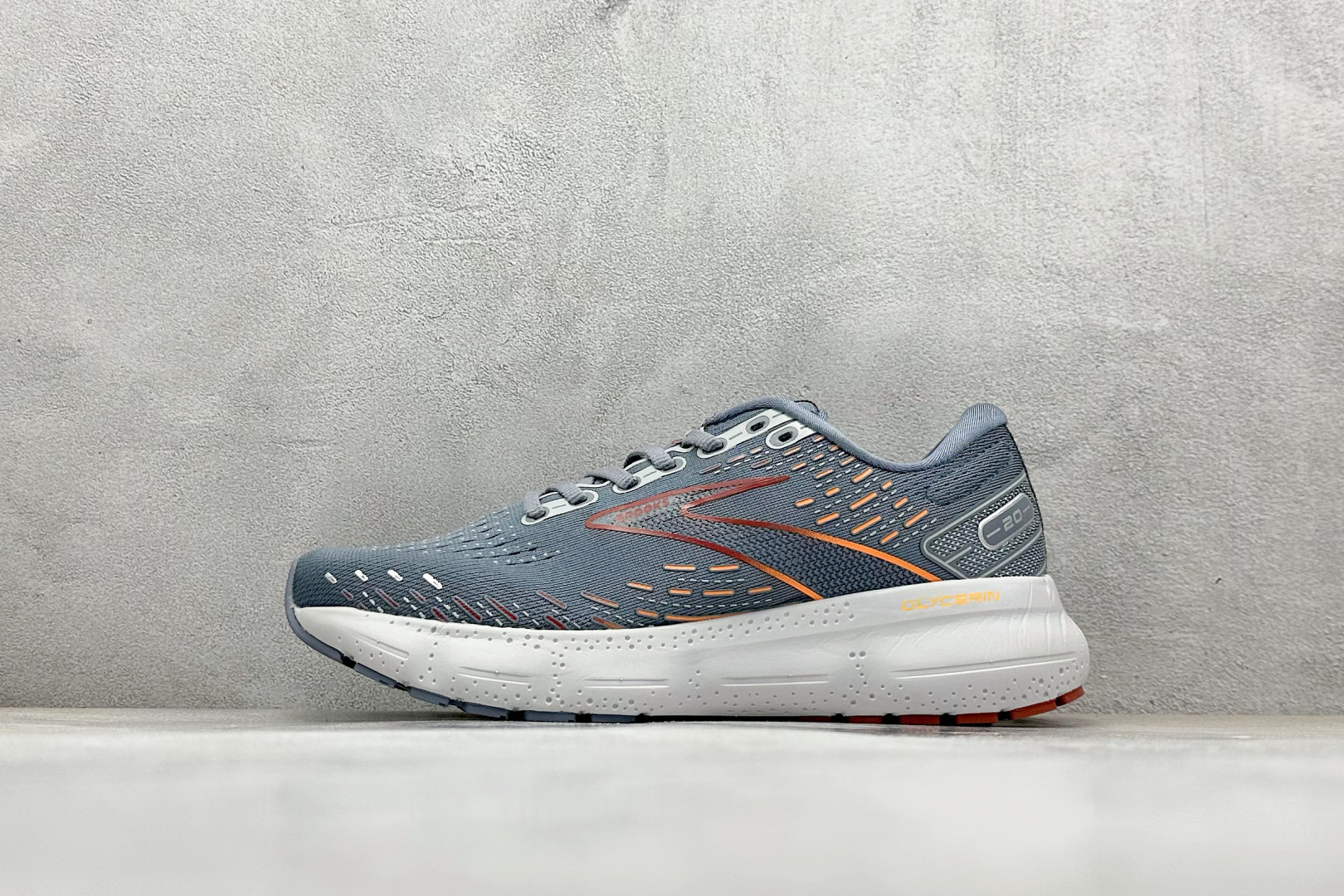Brooks Glycerin 20 布鲁克斯甘油 缓震马拉松氮气慢跑鞋 110382 1D