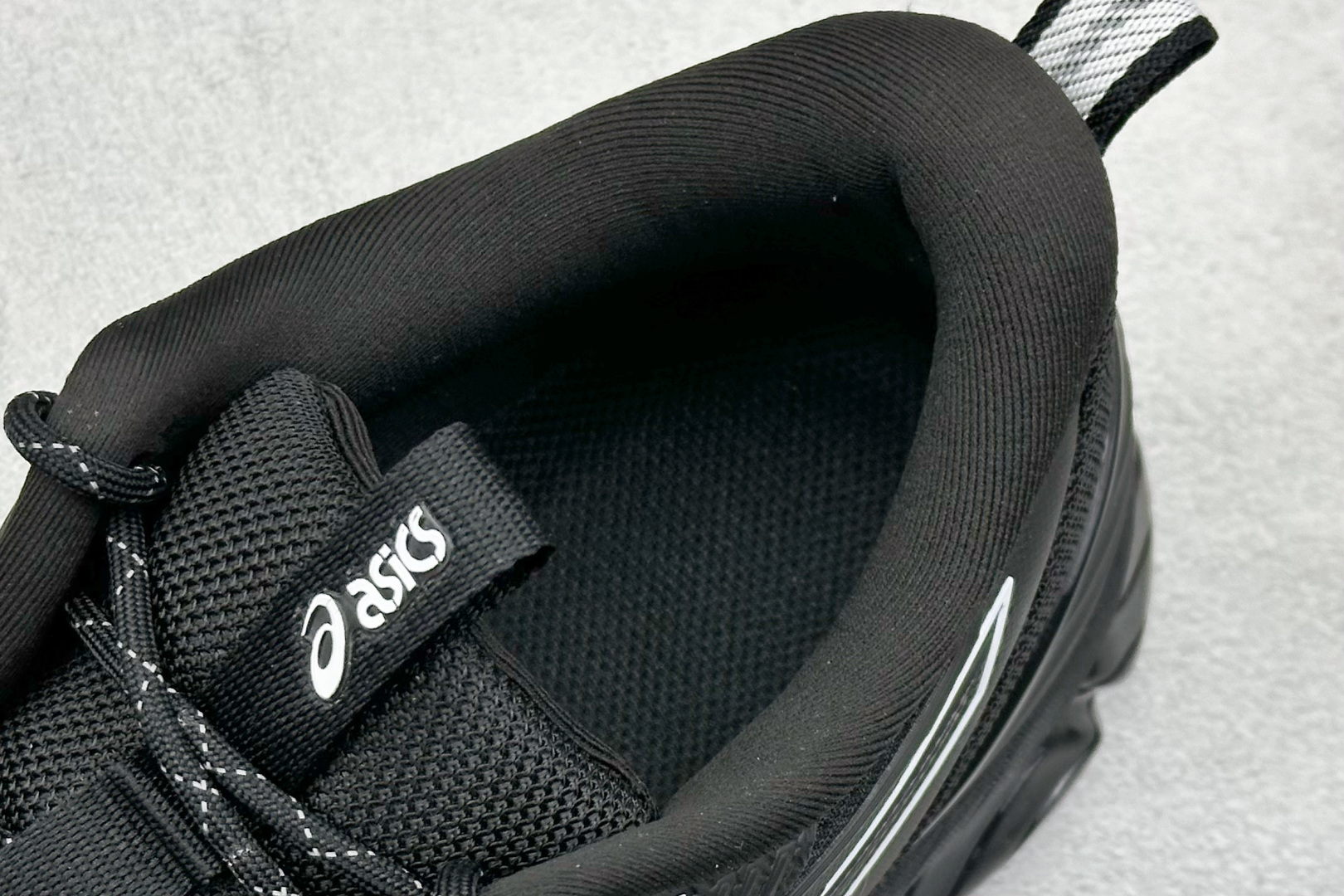 210 Asics Gel-Quantum 360 VIII Utility 亚瑟士复古透气休闲鞋缓震男子耐磨跑步鞋 1203A471