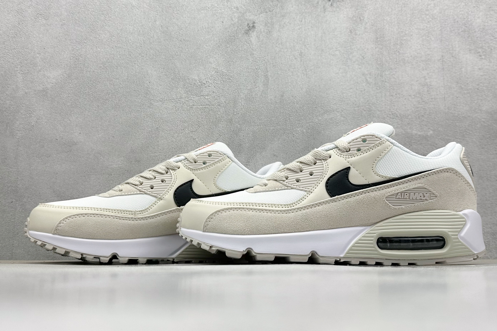 NK Air MAX 90 气垫复古减震跑步鞋 DH4103-100