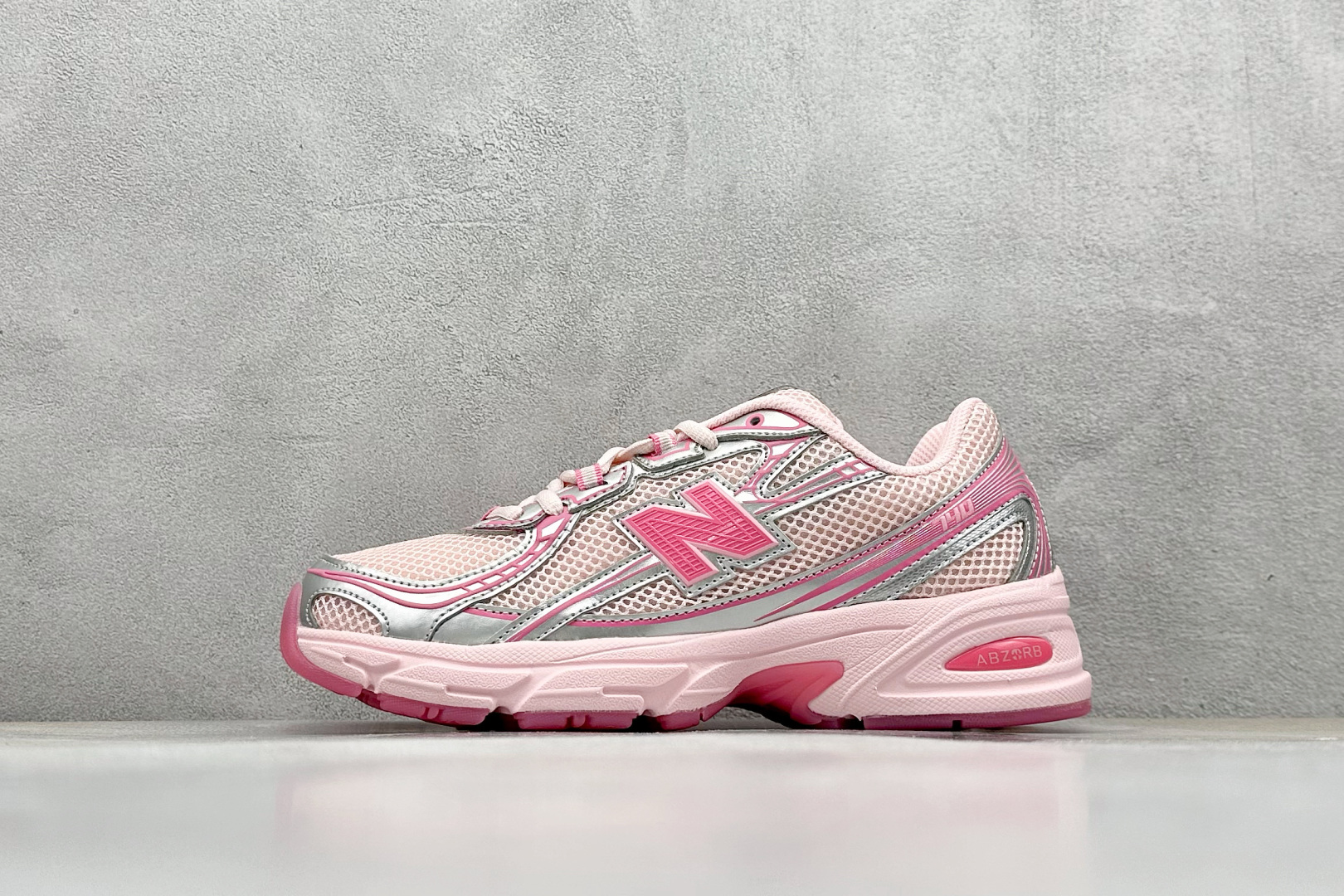 180 A版 New Balance NB740 轻便复古休闲运动跑步鞋 U740AP2