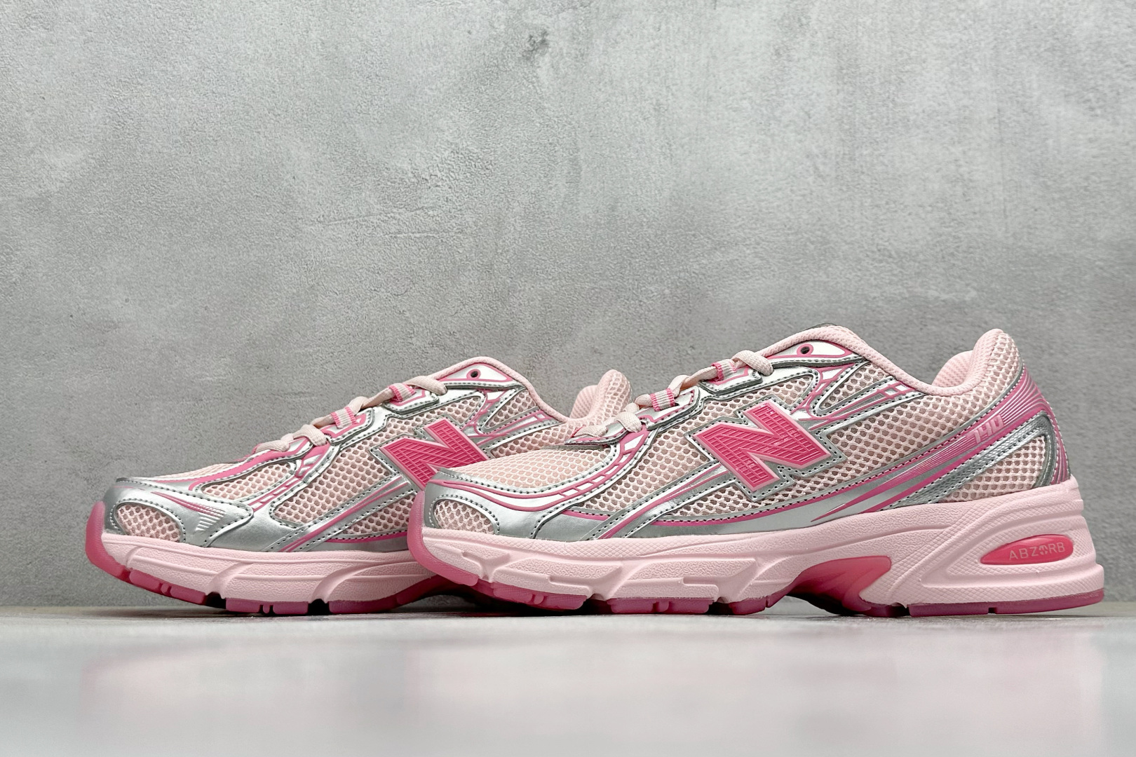 180 A版 New Balance NB740 轻便复古休闲运动跑步鞋 U740AP2