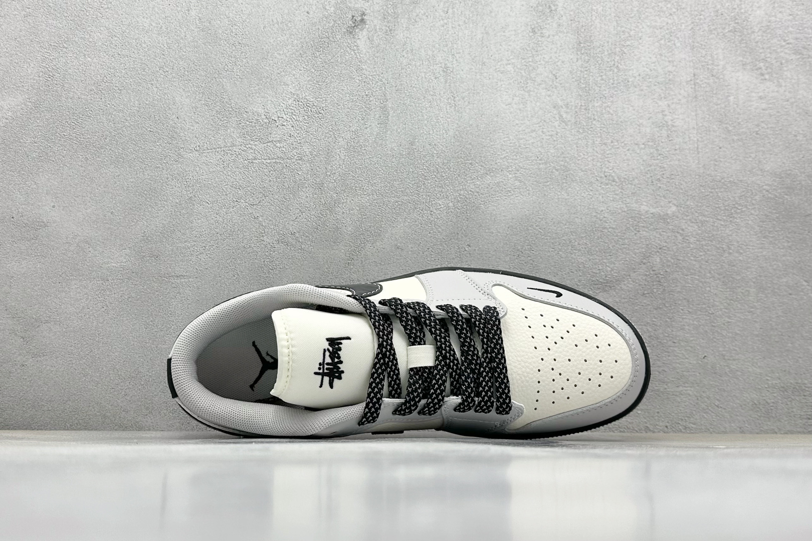 Air Jordan 1 Low AJ1 乔1 斯图西联名 黑白灰 XX3168-177