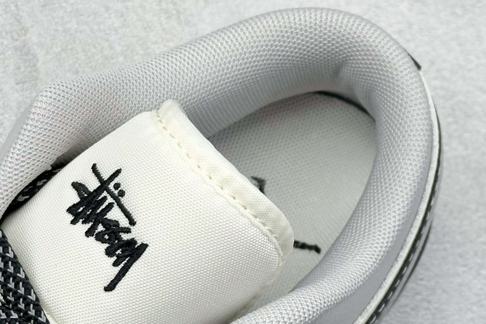 Air Jordan 1 Low AJ1 乔1 斯图西联名 黑白灰 XX3168-177