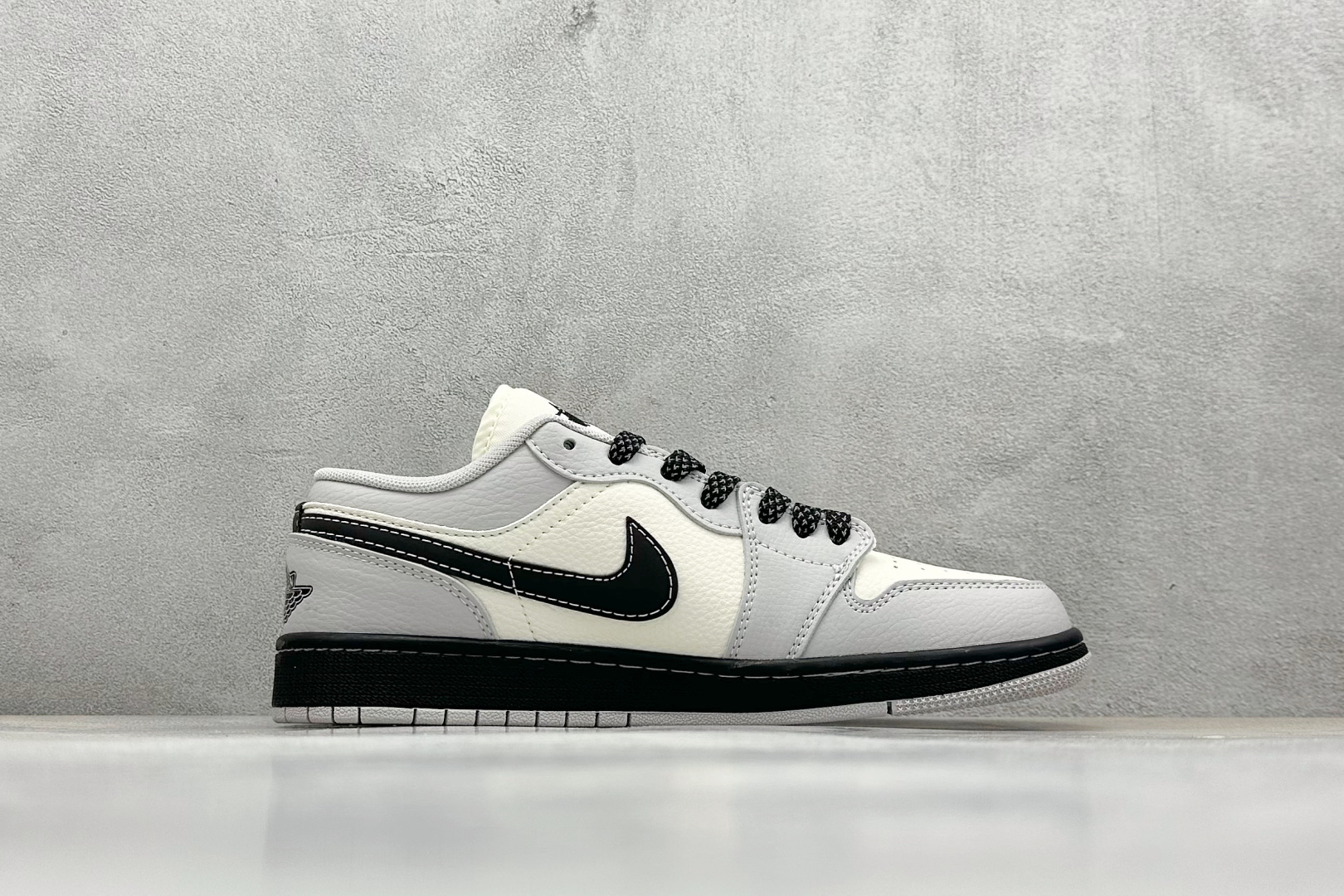 Air Jordan 1 Low AJ1 乔1 斯图西联名 黑白灰 XX3168-177
