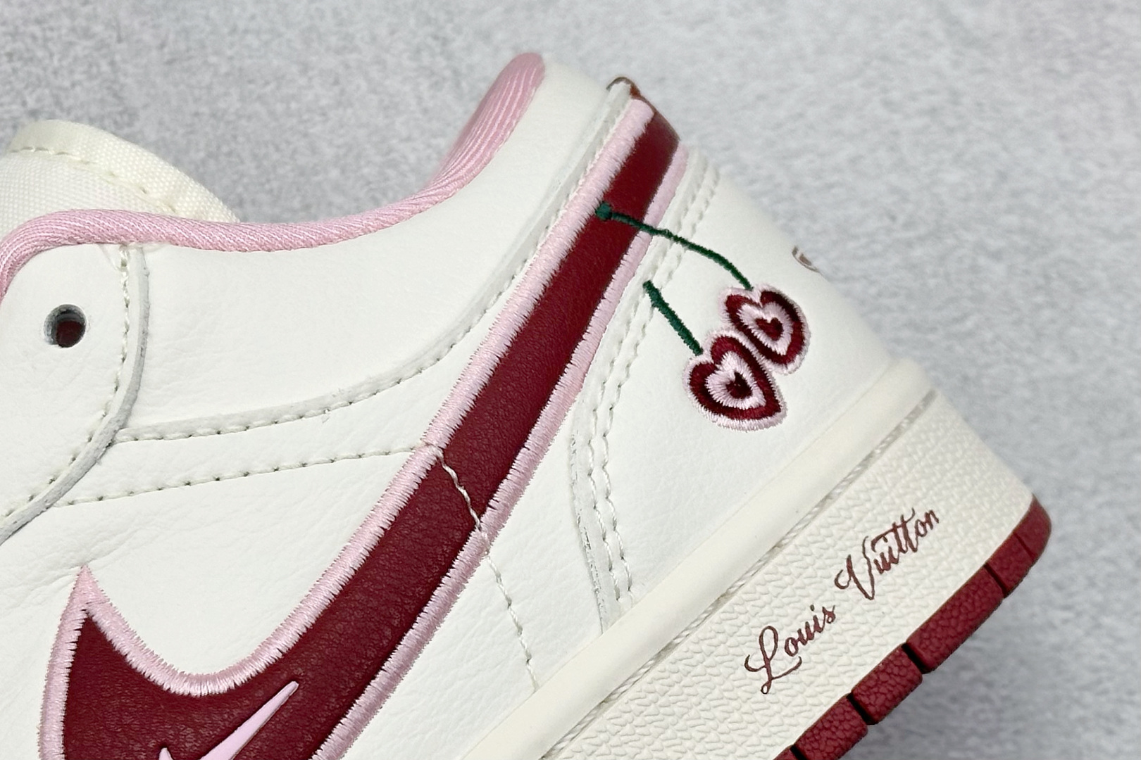 Air Jordan 1 Low AJ1 乔1 情人节限定 红樱桃 高端定制 低帮复古篮球鞋 XX3168-520