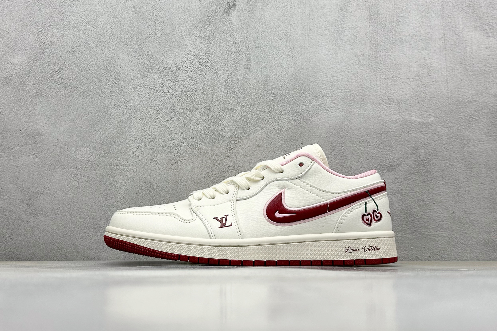 Air Jordan 1 Low AJ1 乔1 情人节限定 红樱桃 高端定制 低帮复古篮球鞋 XX3168-520