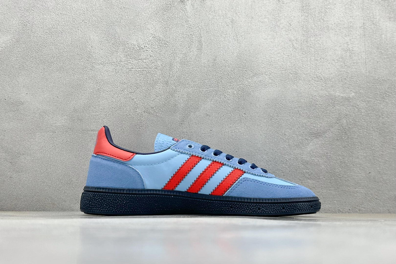 Adidas Handball Spezial 阿迪达斯经典款 复古休闲板鞋 IH3312