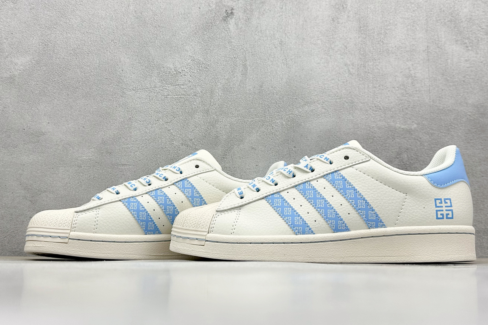 AD Originals Superstar x OFF-WHITE 白蓝 HS3067