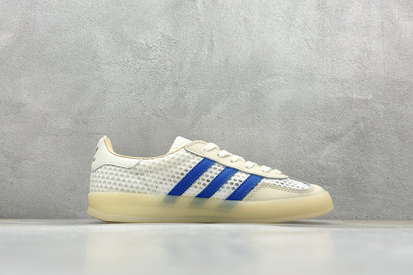 AD Originals Gazelle Indoor 米白蓝 三叶草复古休闲运动板鞋 JH5419