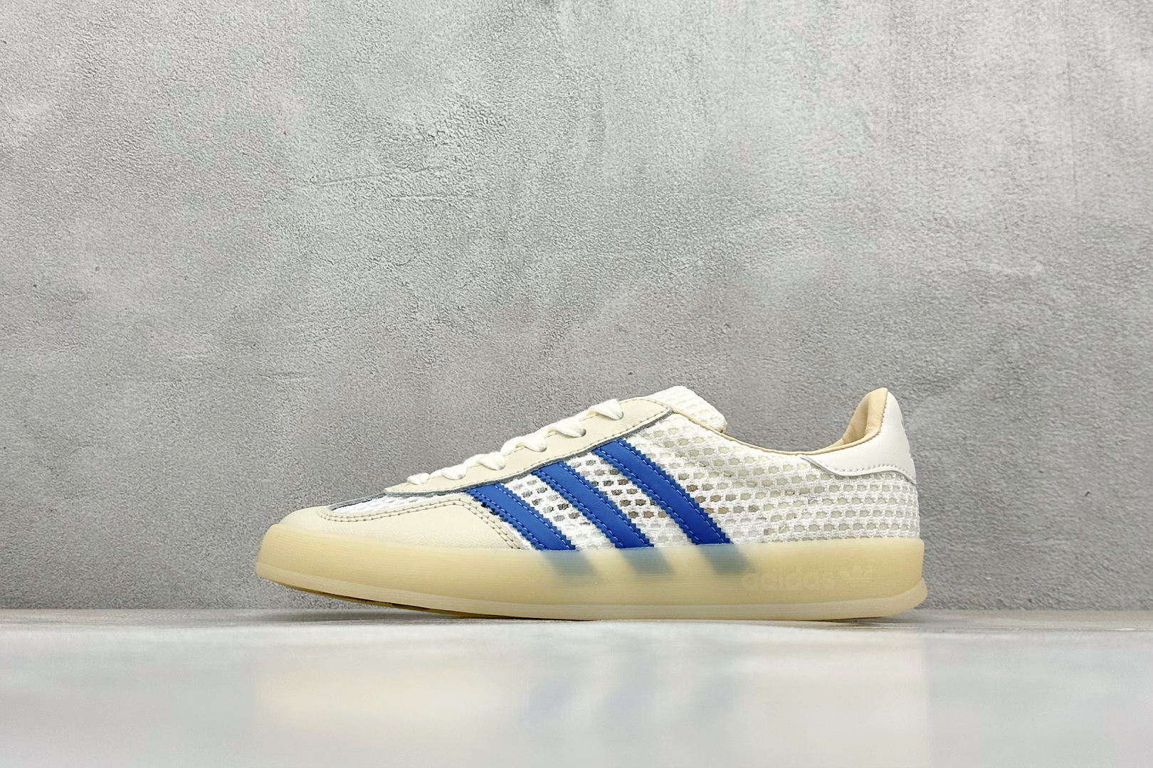 AD Originals Gazelle Indoor 米白蓝 三叶草复古休闲运动板鞋 JH5419