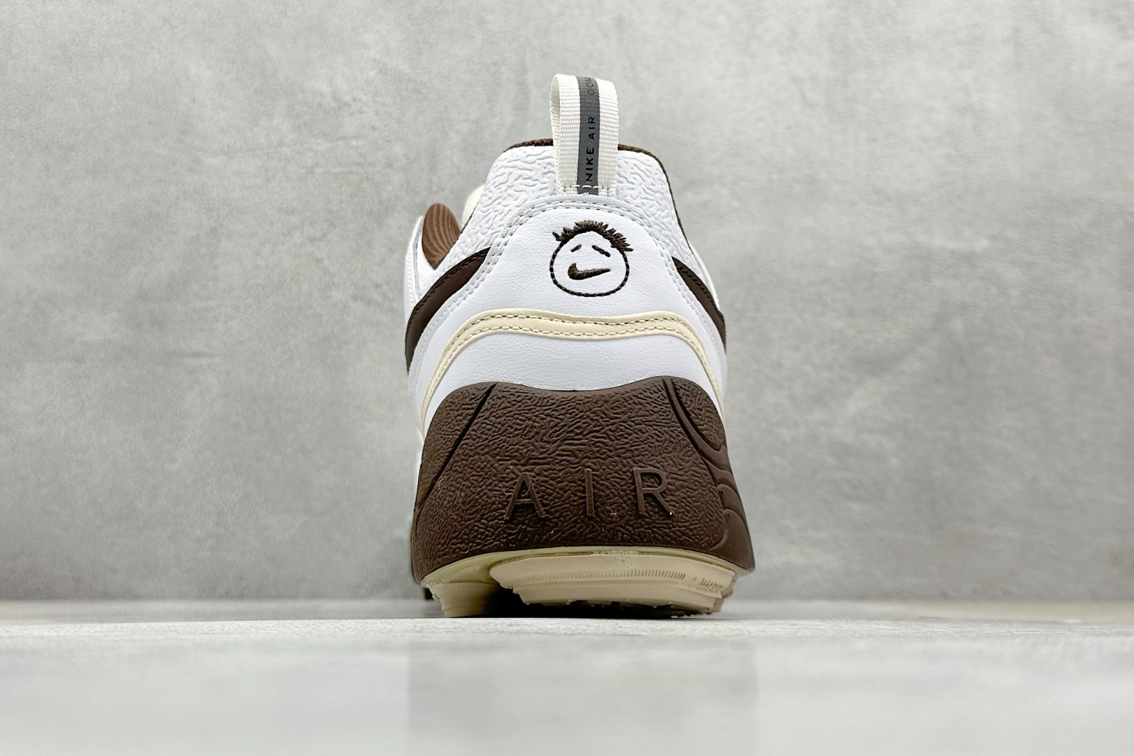 S2纯原 Travis Scott x Nike Zoom Field Jaxx ”Light Chocolate” 联名款 潮流低帮生活休闲鞋 HQ3073-100