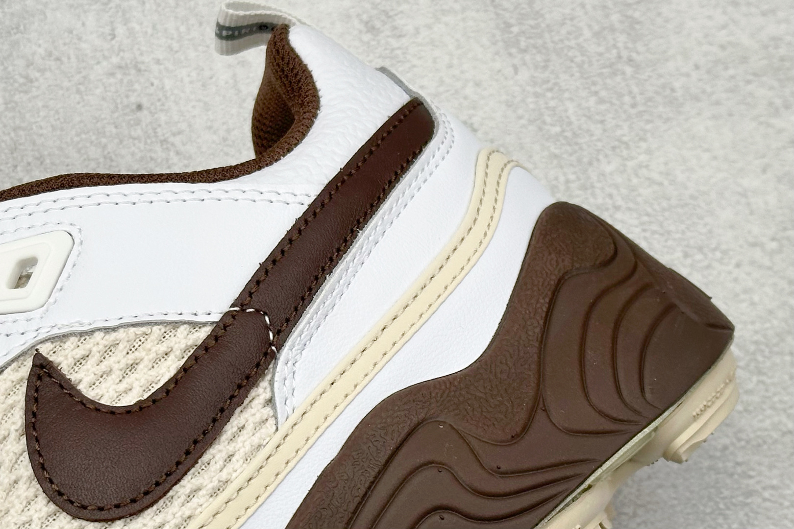 S2纯原 Travis Scott x Nike Zoom Field Jaxx ”Light Chocolate” 联名款 潮流低帮生活休闲鞋 HQ3073-100