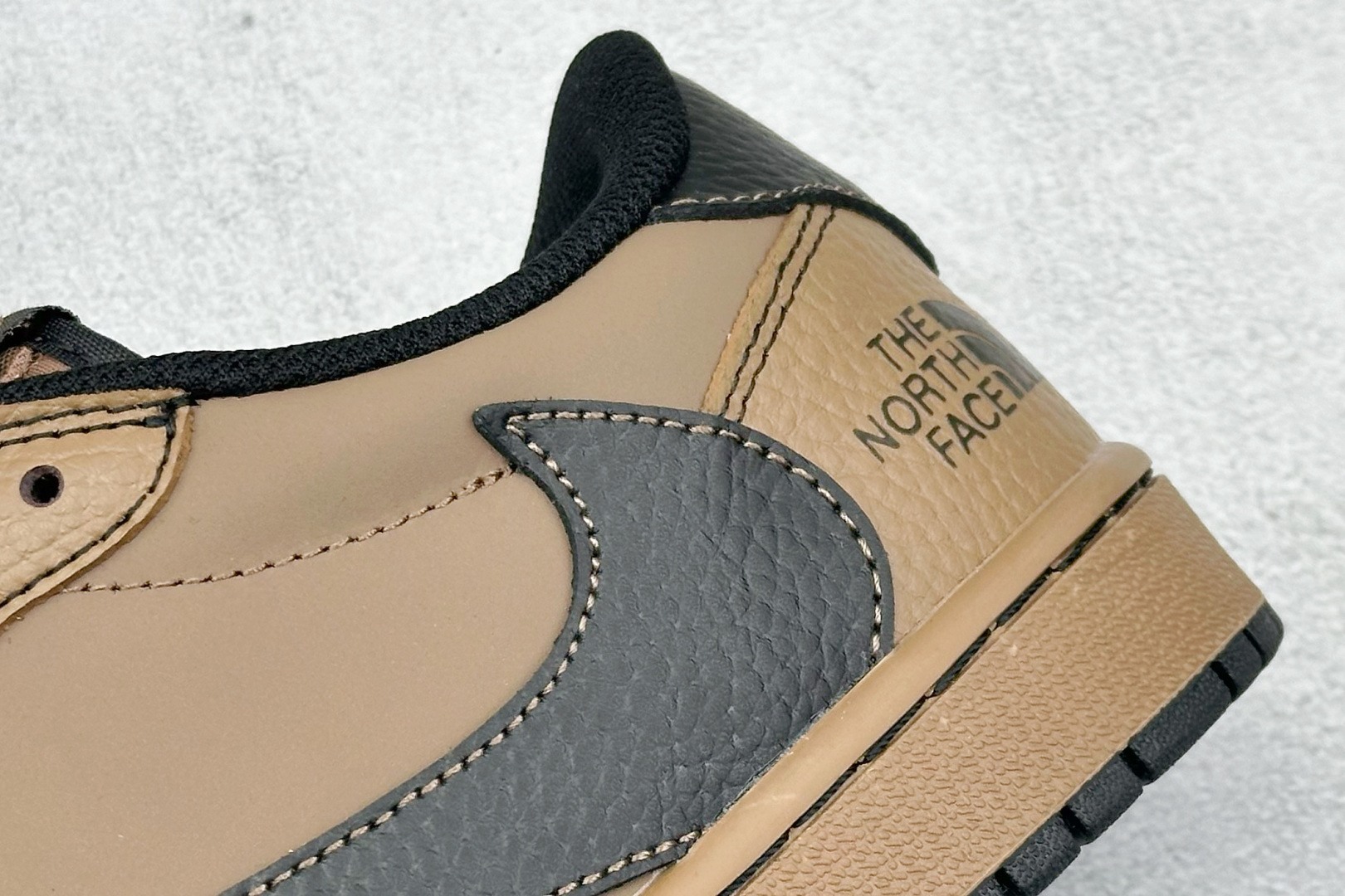 SC版 Air Jordan 1 Low AJ1 乔1 北面联名 黑棕 高端定制 低帮复古篮球鞋 XZ5749-011
