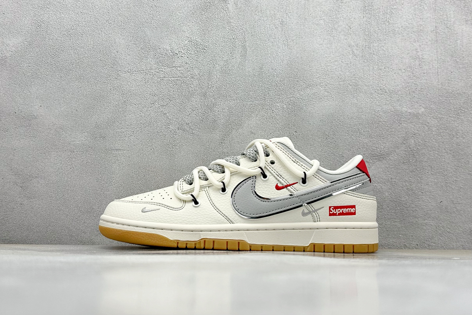 Nike SB Dunk Low Sup系列 绑带米白灰勾 周年高端定制 低帮休闲板鞋 FC1688-215