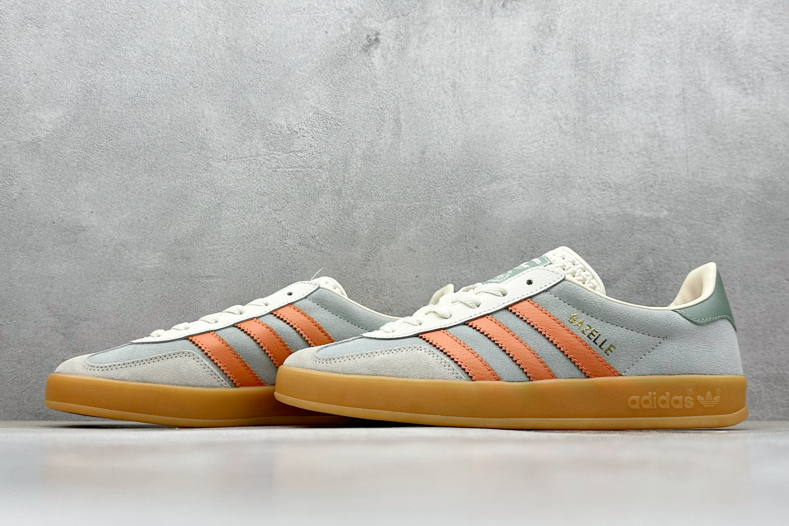 adidas Originals Gazelle INdoor 三叶草休闲防滑耐磨低帮板鞋 JQ0011