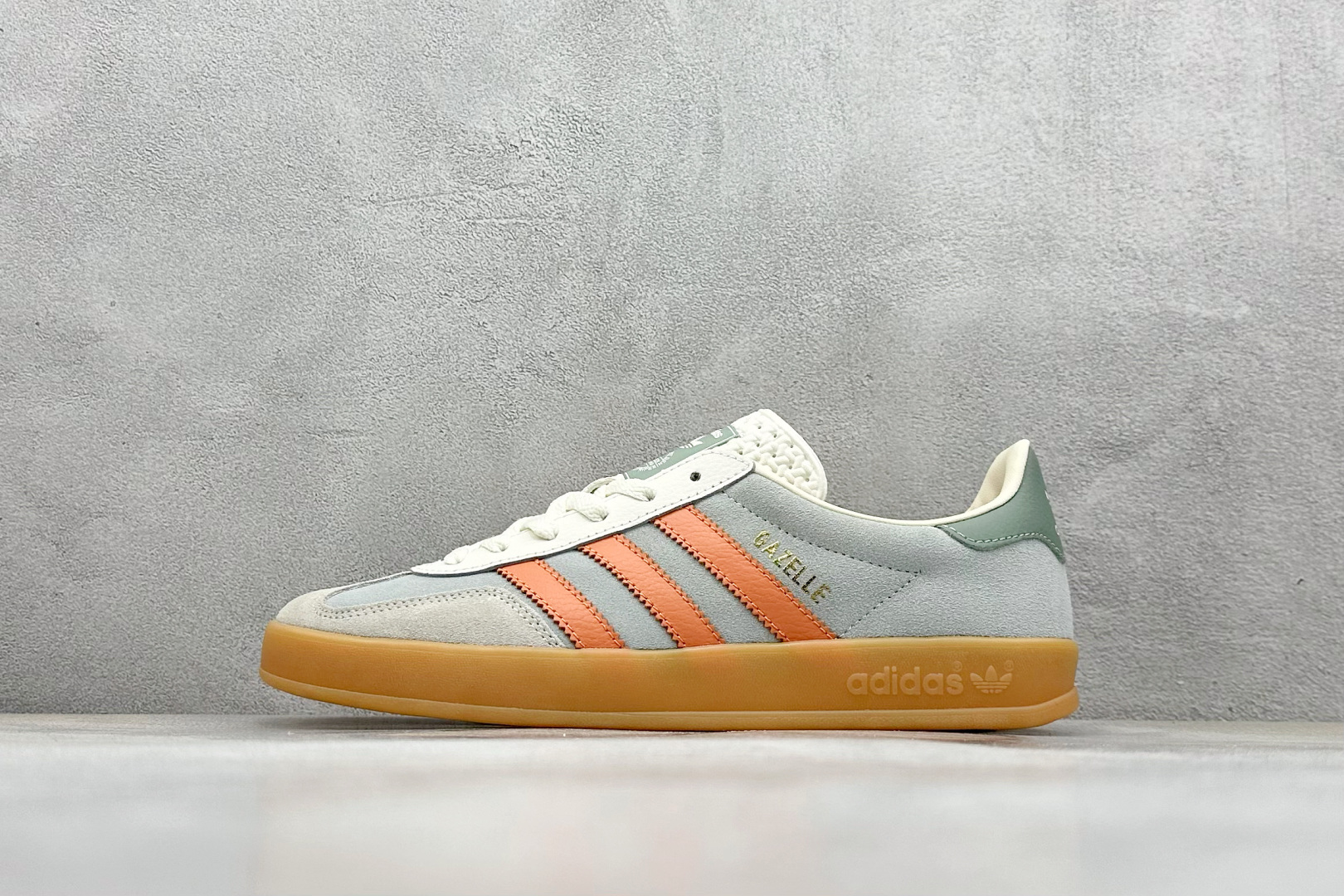 adidas Originals Gazelle INdoor 三叶草休闲防滑耐磨低帮板鞋 JQ0011