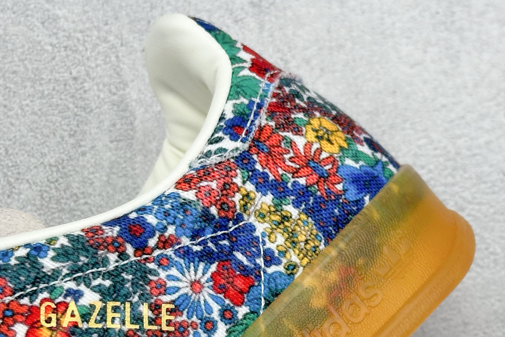Adidas Originals Gazelle Indoor 三叶草复古休闲防滑耐磨低帮板鞋 JP5309