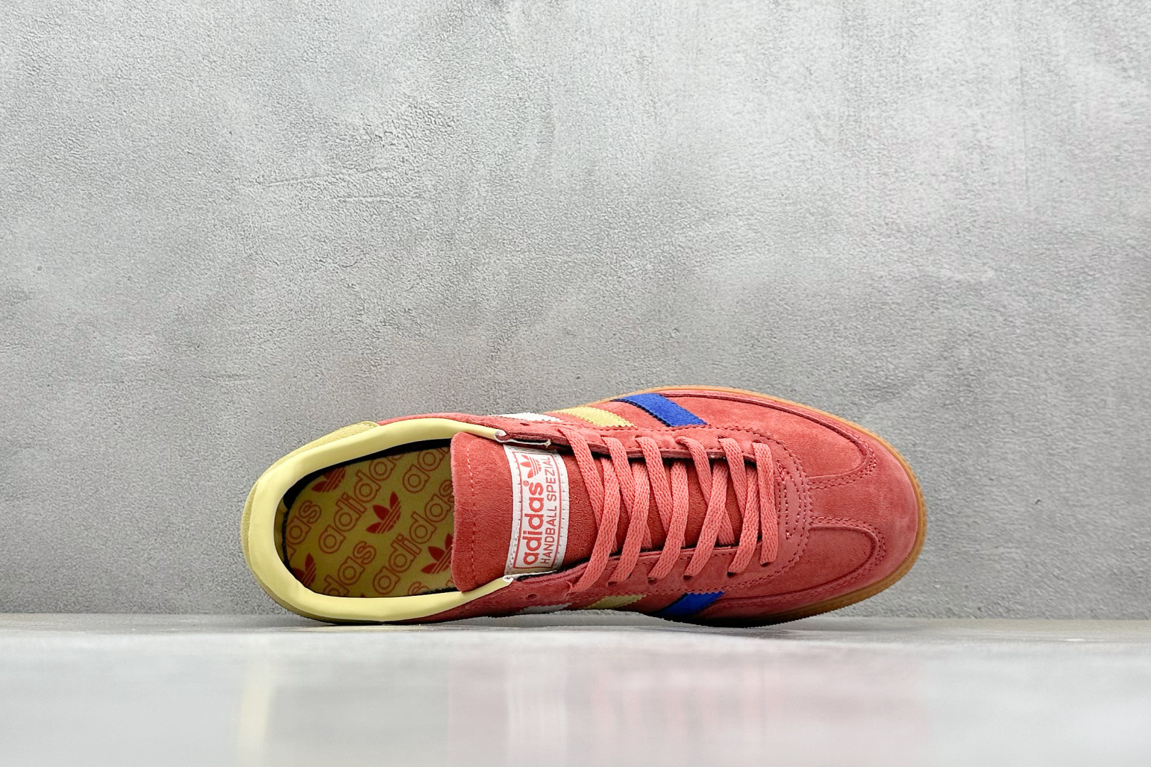 Adidas Handball Spezial 阿迪达斯经典款 复古休闲板鞋 IE1328