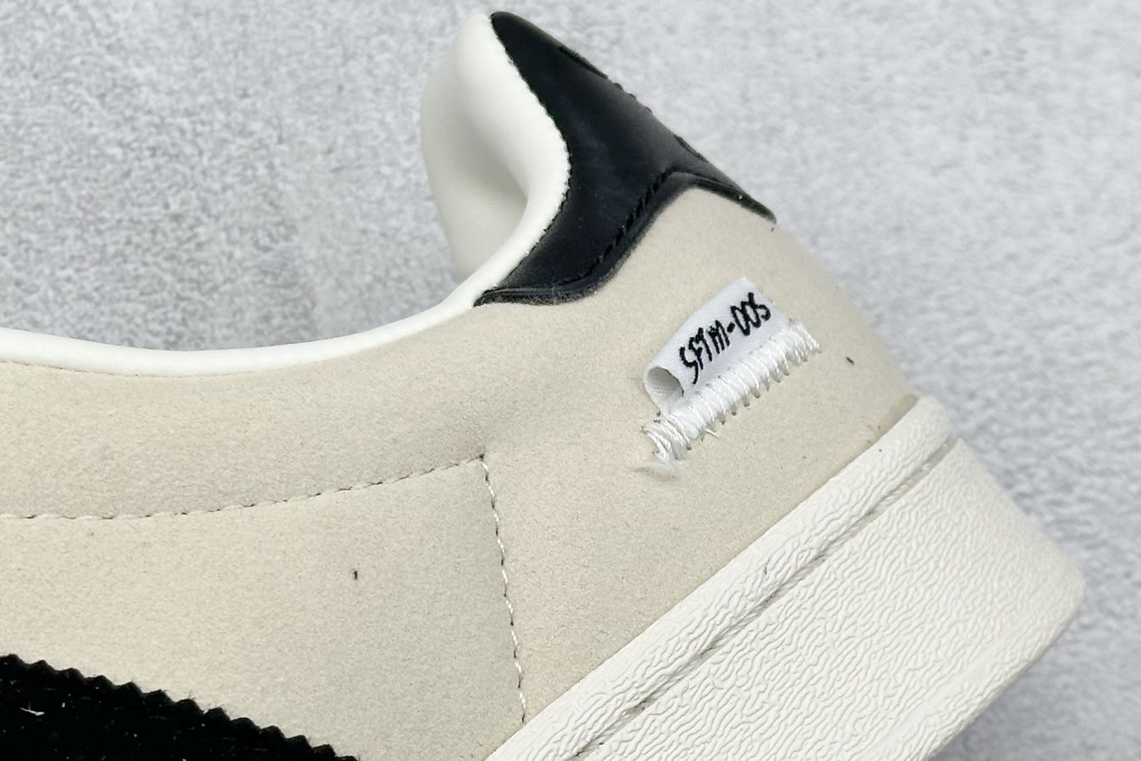 SONG FOR THE MUTE x adidas originals Superstar82 薄底低帮贝壳头板鞋 JQ0958