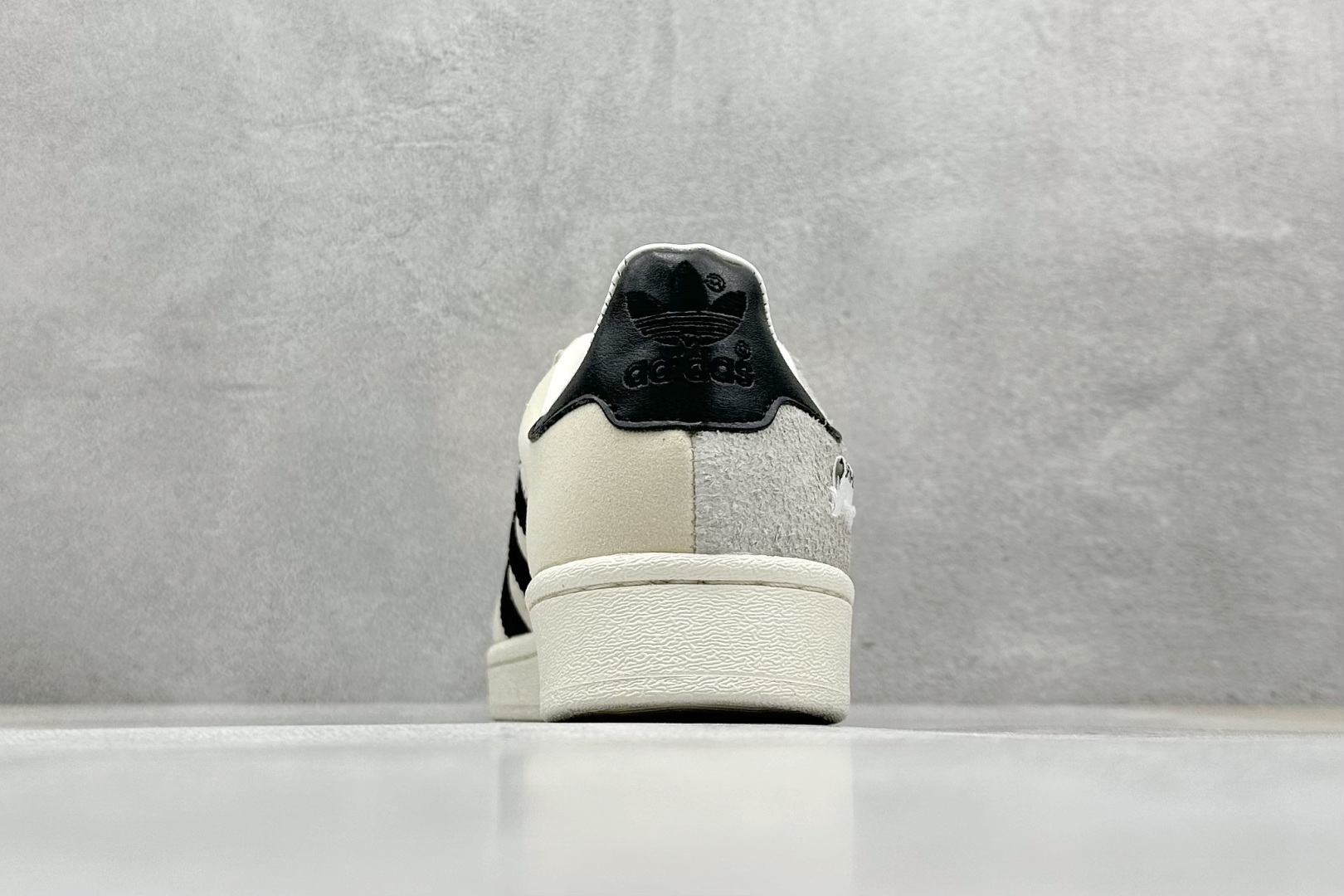 SONG FOR THE MUTE x adidas originals Superstar82 薄底低帮贝壳头板鞋 JQ0958