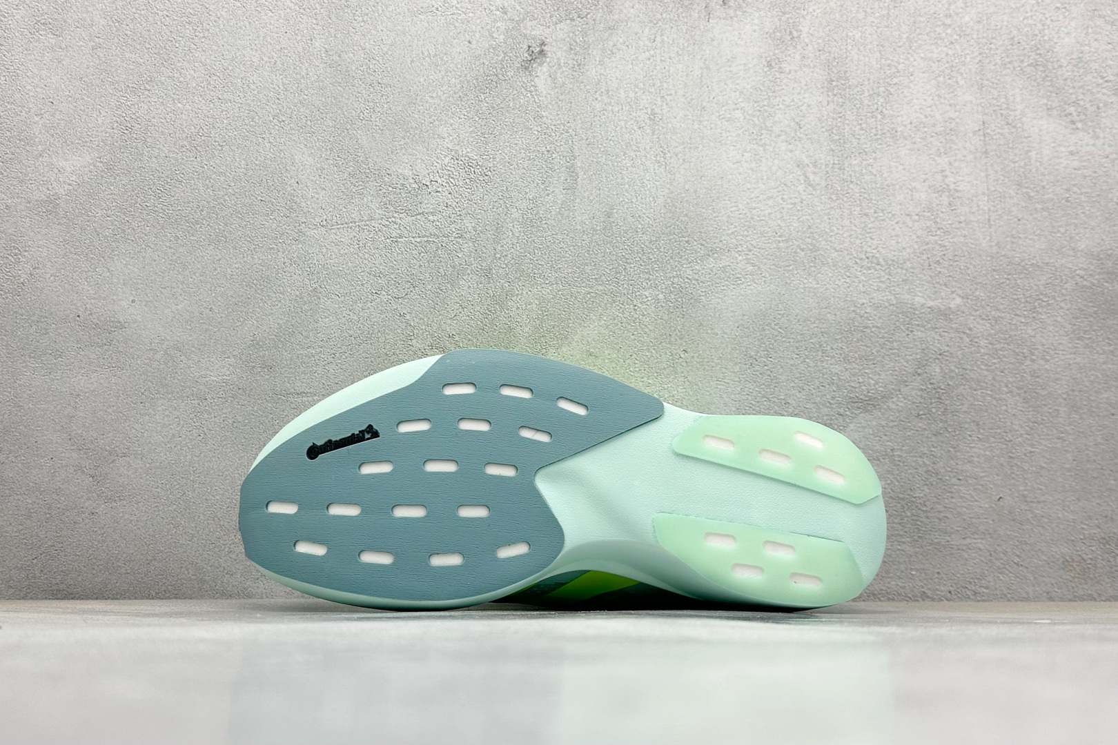 RS版 Adidas Adizero Evo SL 阿迪超轻透气缓震跑鞋 JS4452