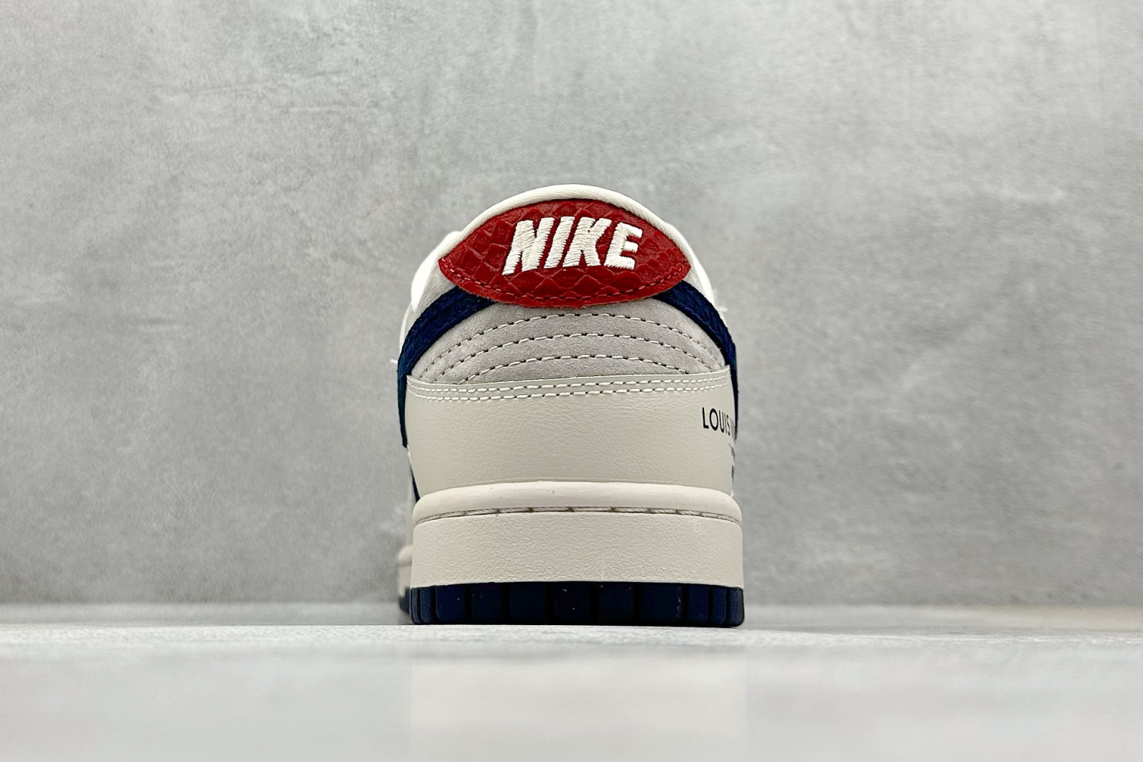 Nike SB Dunk Low LV联名 蓝蛇鳞勾 周年高端定制 低帮休闲板鞋 XX3168-122