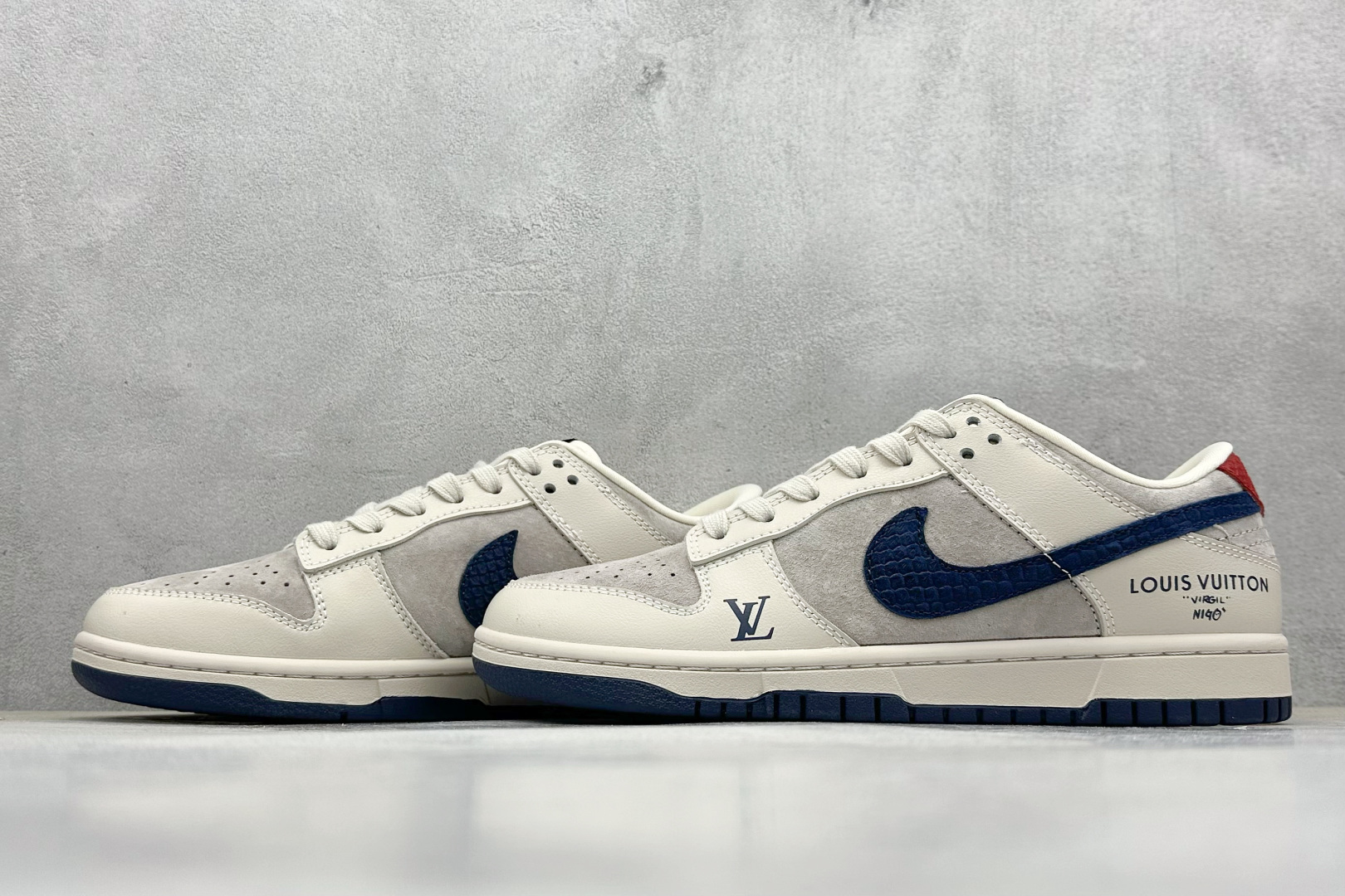 Nike SB Dunk Low LV联名 蓝蛇鳞勾 周年高端定制 低帮休闲板鞋 XX3168-122