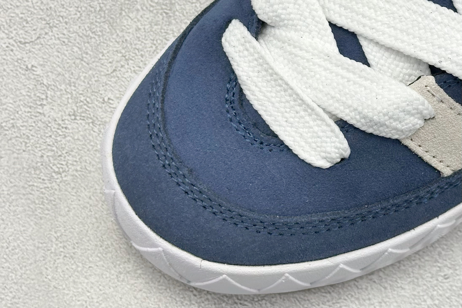 TG版 Adidas Adimatic Low 马蒂奇系列低帮 复古鲨鱼面包鞋运动休闲滑板板鞋 GY2088