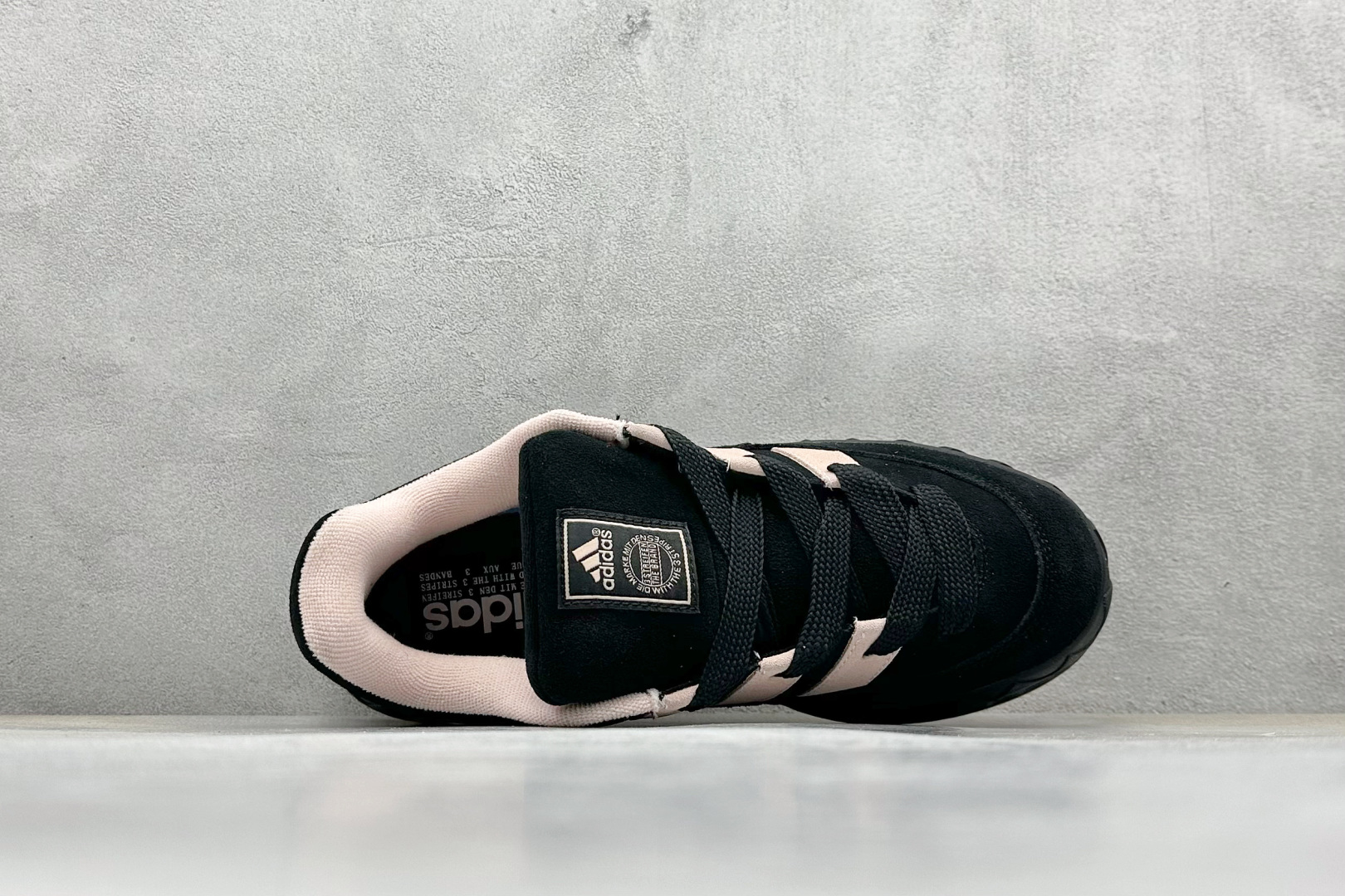 TG版 Adidas Adimatic Low 马蒂奇系列低帮 复古鲨鱼面包鞋运动休闲滑板板鞋 GY2092