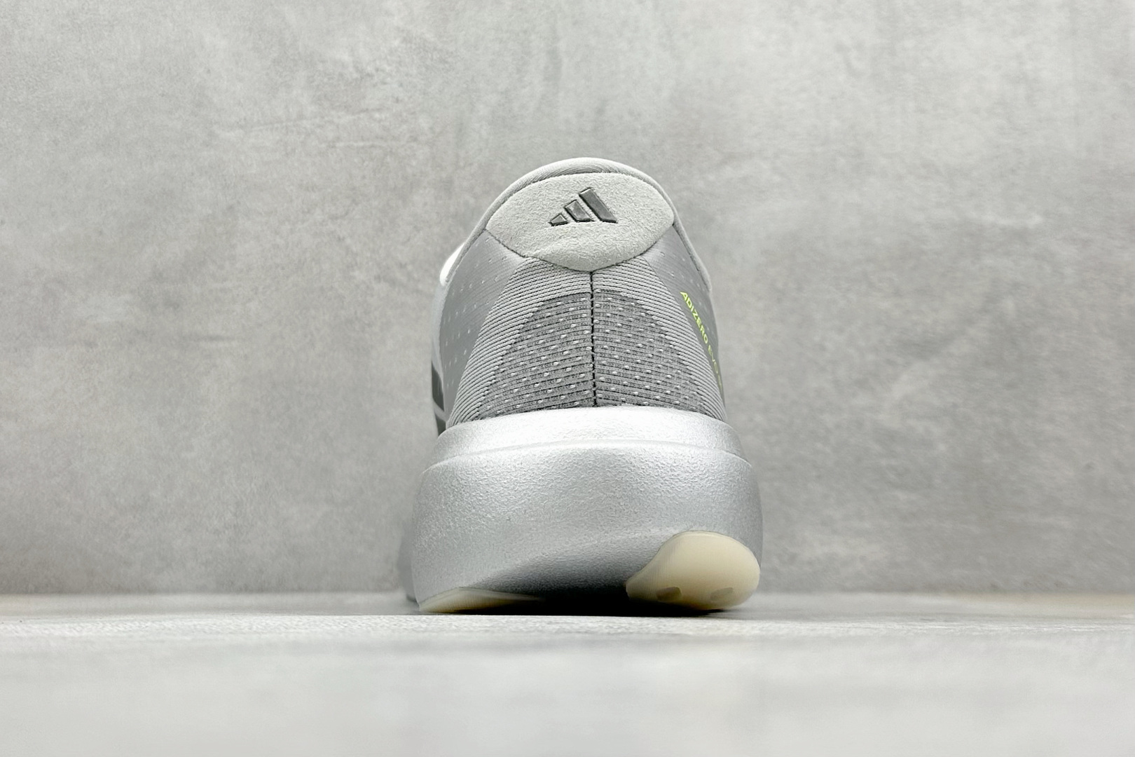 AD Adizero Evo SL 阿迪超轻透气缓震跑鞋 JR3418