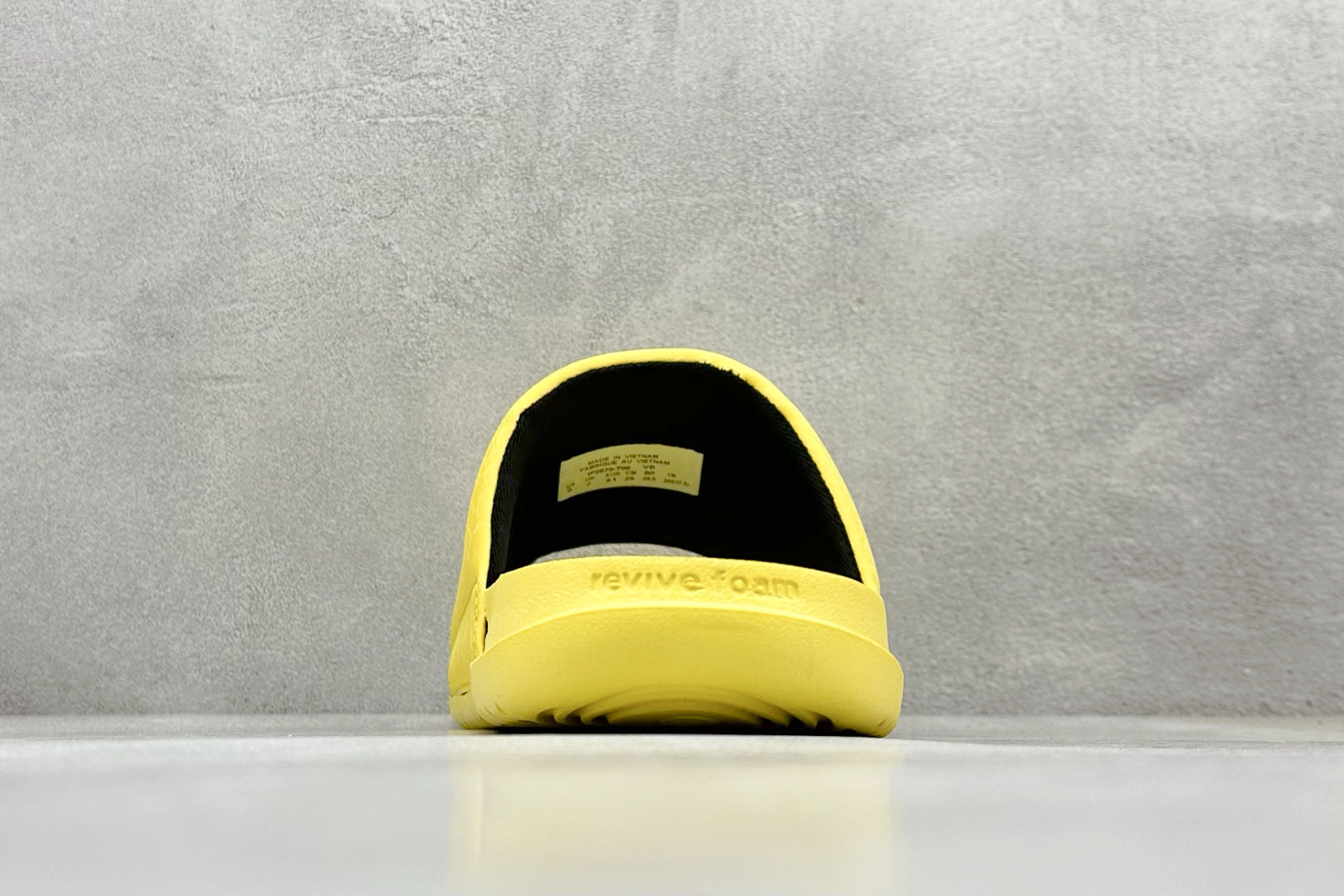 Nike Kobe Offcourt Slide 科比专属配色休闲拖鞋 IF2870-700