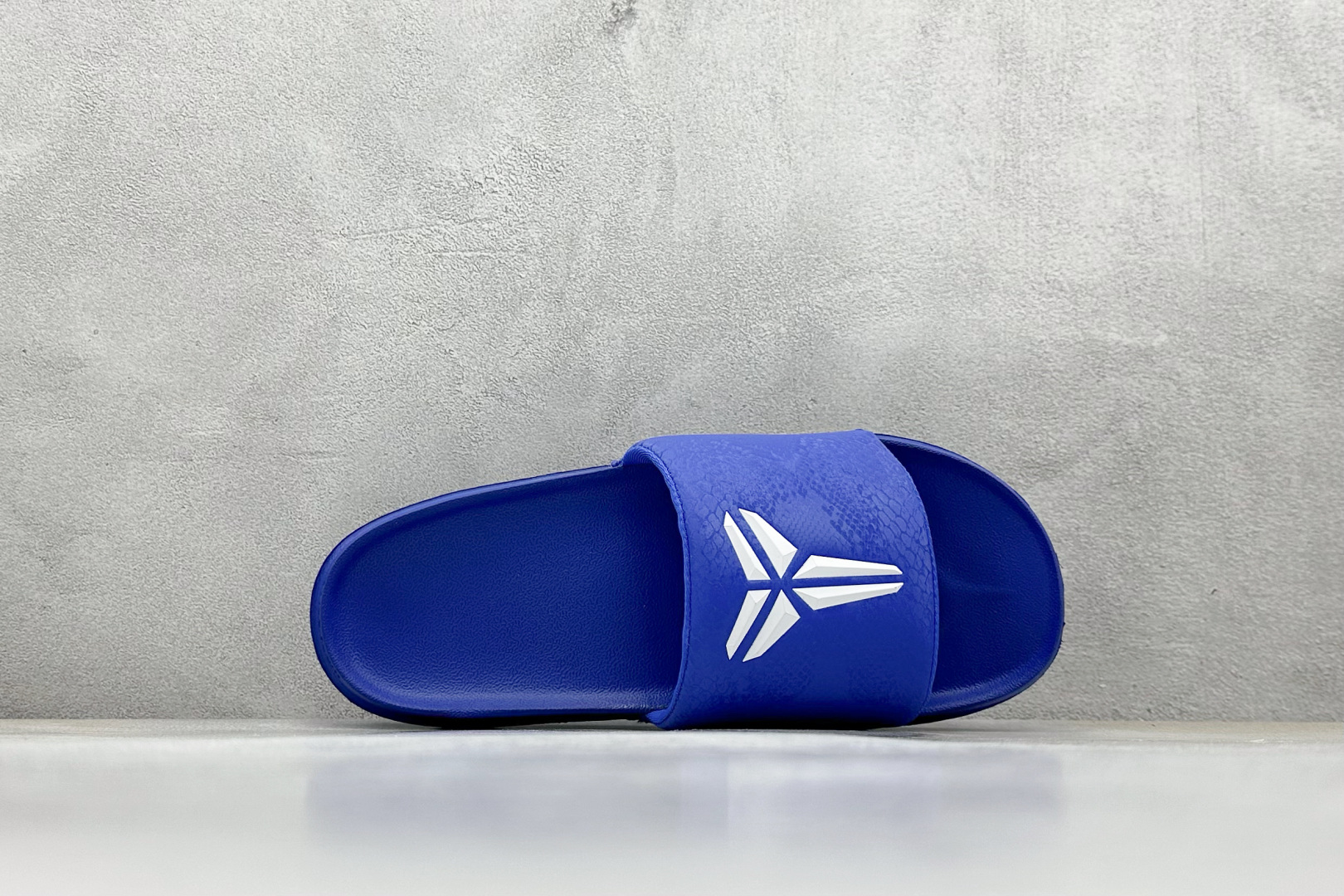 Nike Kobe Offcourt Slide 科比专属配色休闲拖鞋 IF2870-400