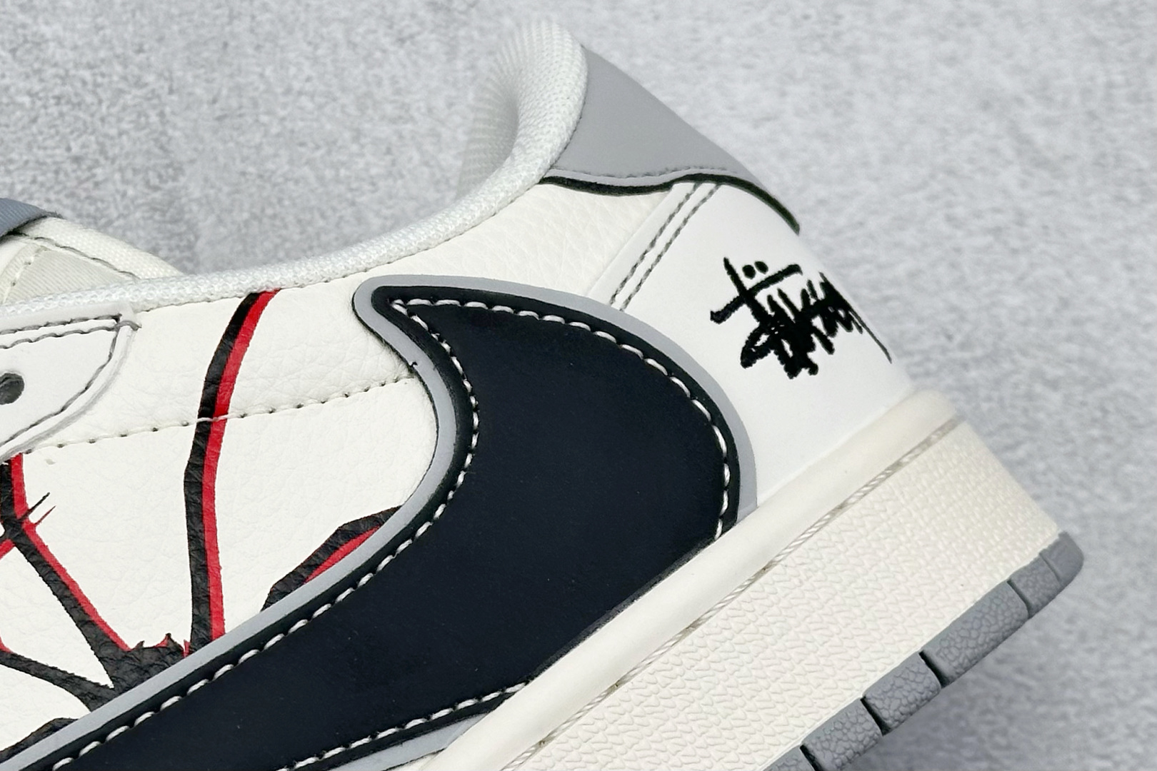 260 Travis Scott x Nike Air Jordan 1 Low x Stussy Air Jordan 1 Low 反转白黑灰小钩满天星倒钩 HS8068-006