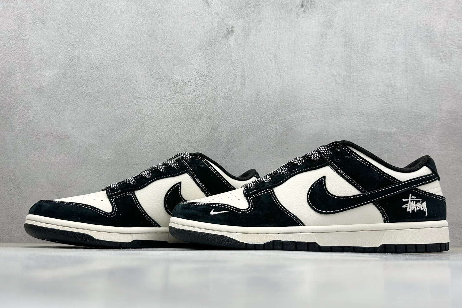 Nike SB Dunk Low x Stussy 米黑 BB9898-008