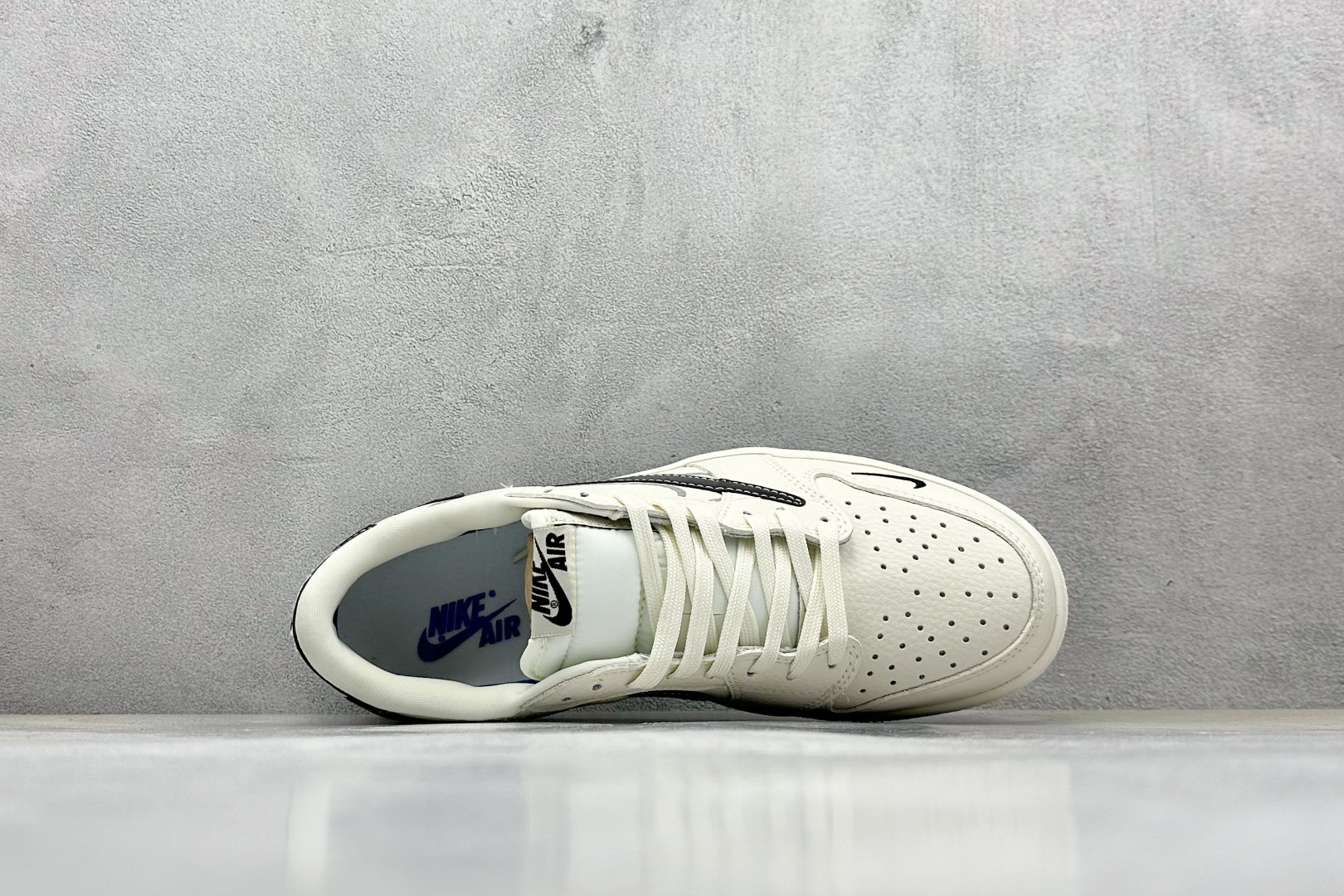 Travis Scott x Fragment Design x Air Jordan 1 Low OG SP AJ1 闪电联名 虚影黑勾 低帮文化休闲板鞋 LD2025-029