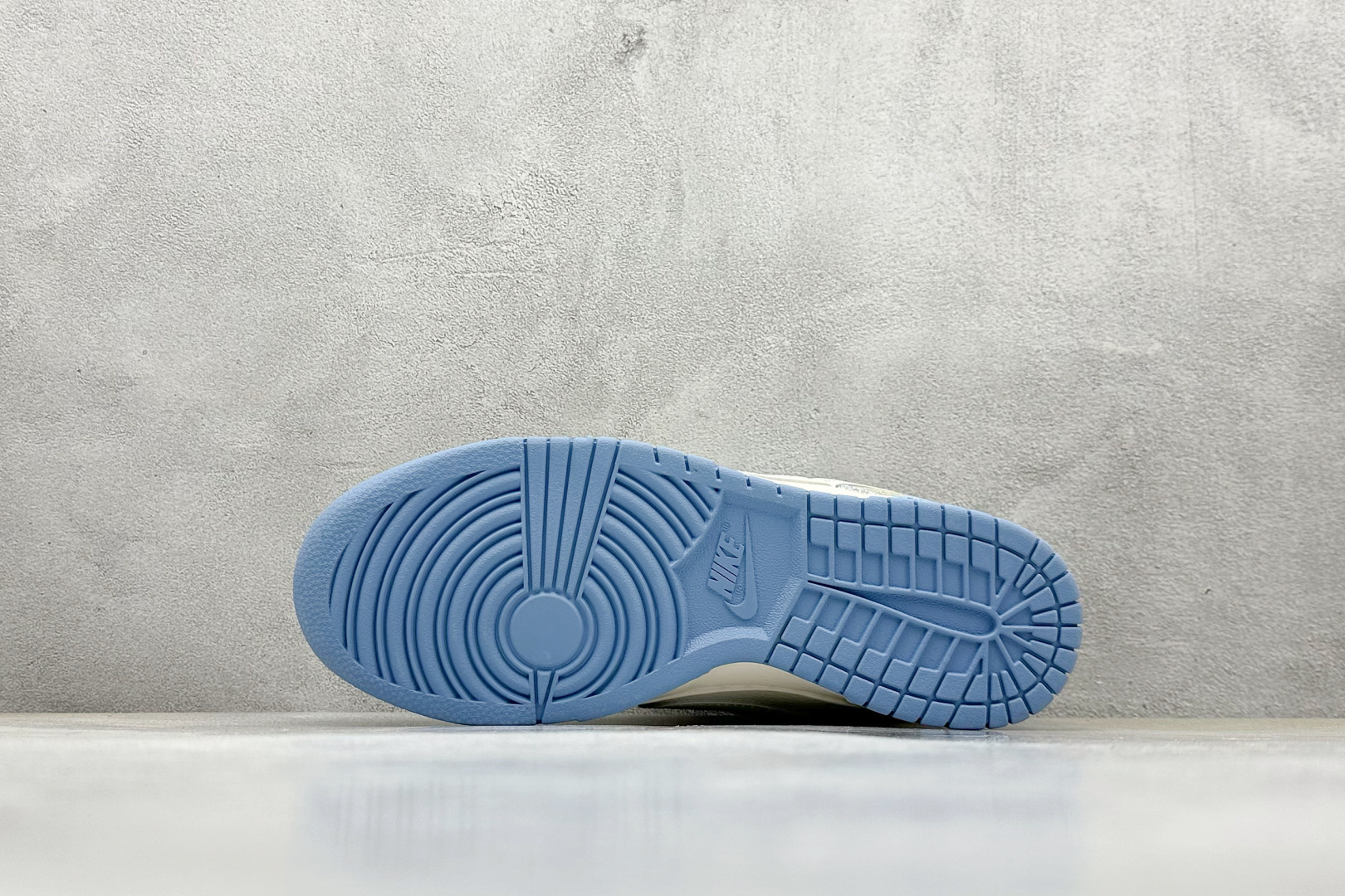 Nike SB Dunk Low LV联名 彩色白勾 周年高端定制 低帮休闲板鞋 FC1688-231