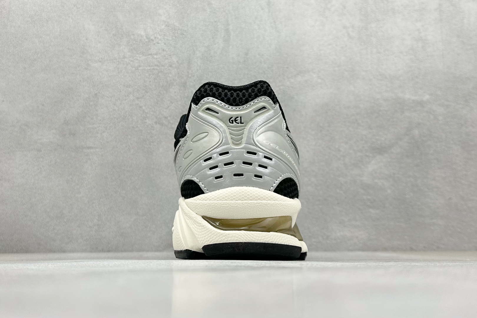 200 GW Asics Gel-Kayano 14 亚瑟士运动休闲透气专业跑鞋