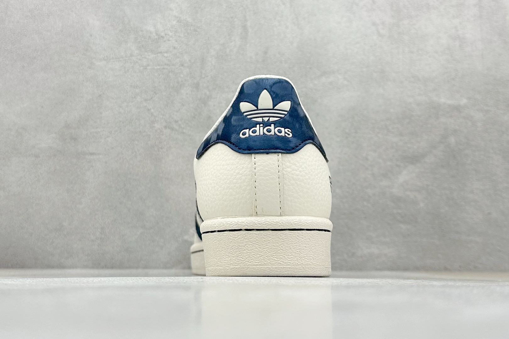 AD Originals Superstar x OFF-WHITE 白蓝 HS3074