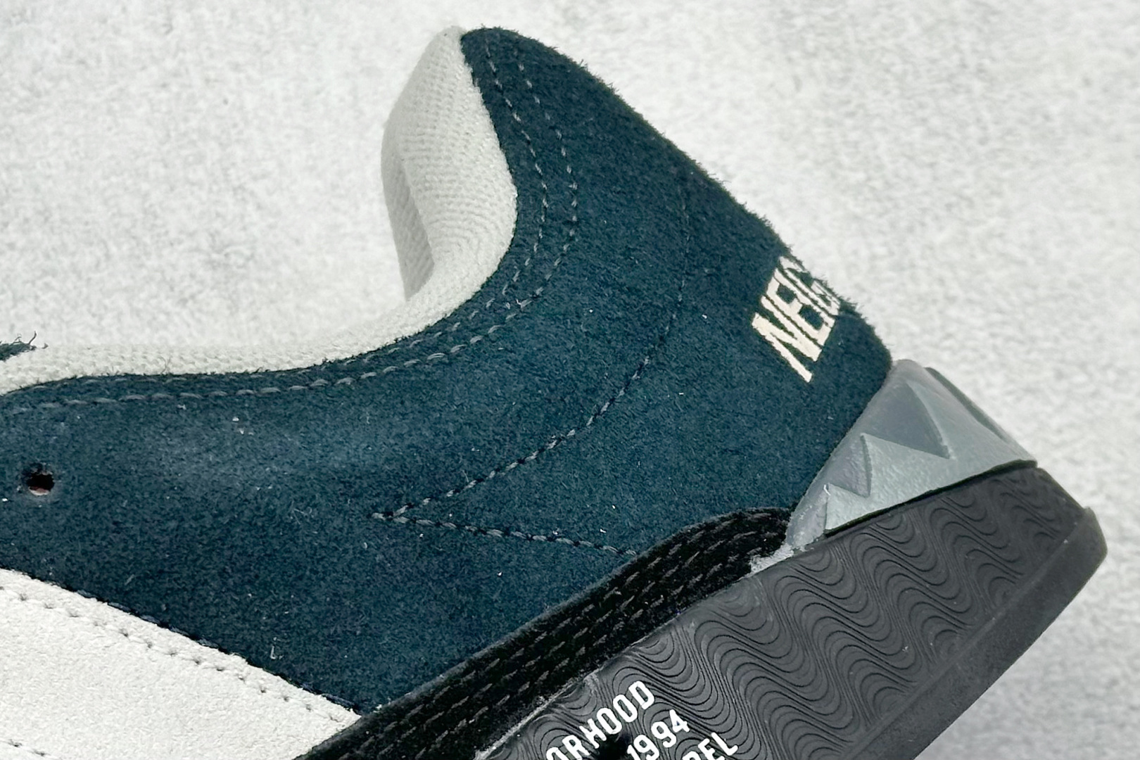 TG版 Adidas Adimatic Low 马蒂奇系列低帮 复古鲨鱼面包鞋运动休闲滑板板鞋 HP6770