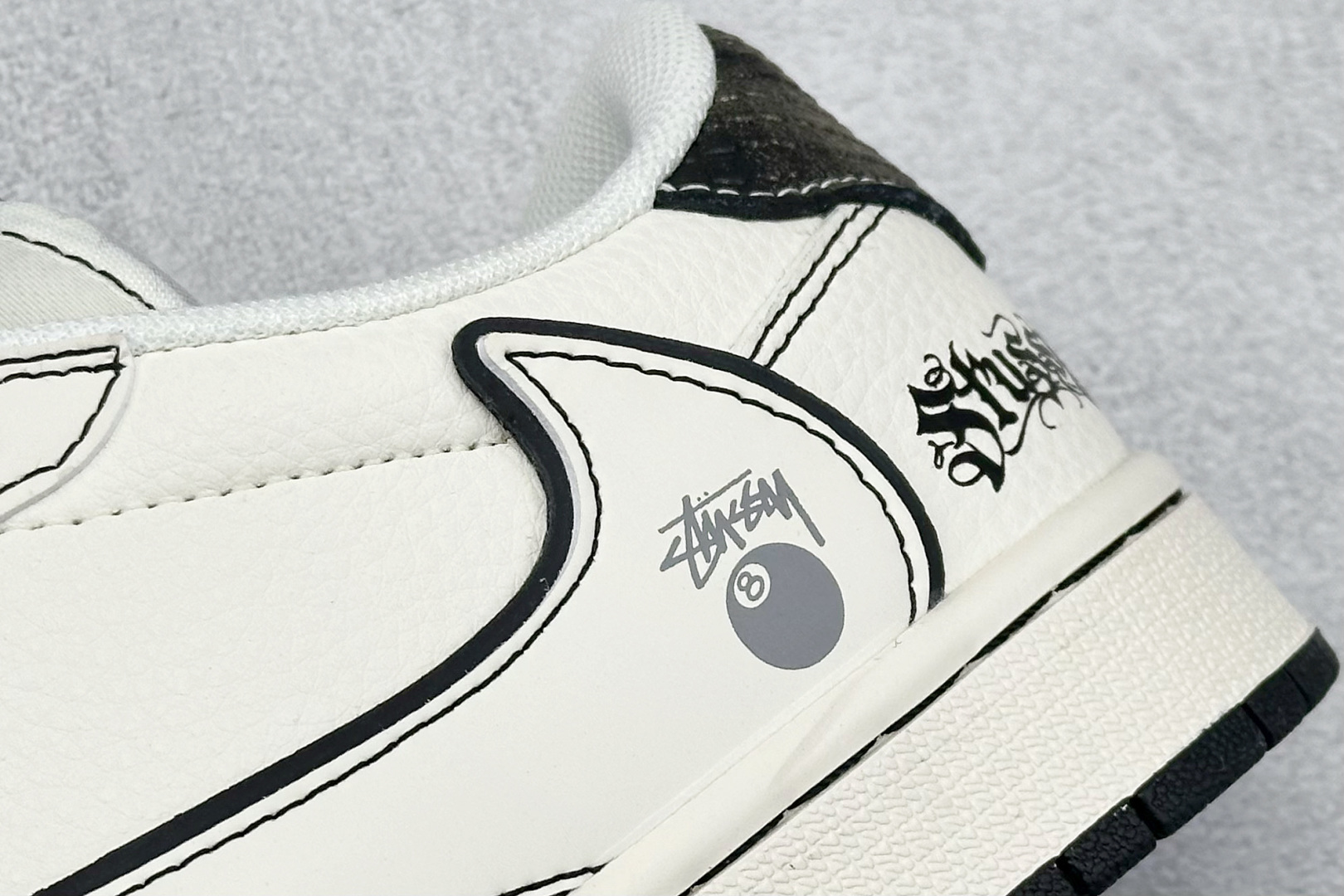 Travis Scott x Nike Air Jordan 1 Low x Stussy Air Jordan 1 Low 反转黑橙白小勾满天星倒钩 XF8698-075