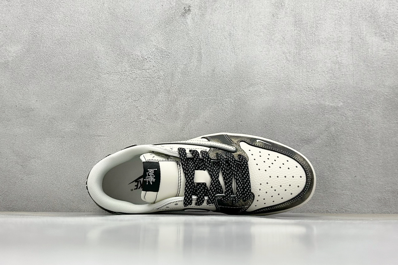 Travis Scott x Nike Air Jordan 1 Low x Stussy Air Jordan 1 Low 反转黑橙白小勾满天星倒钩 XF8698-075