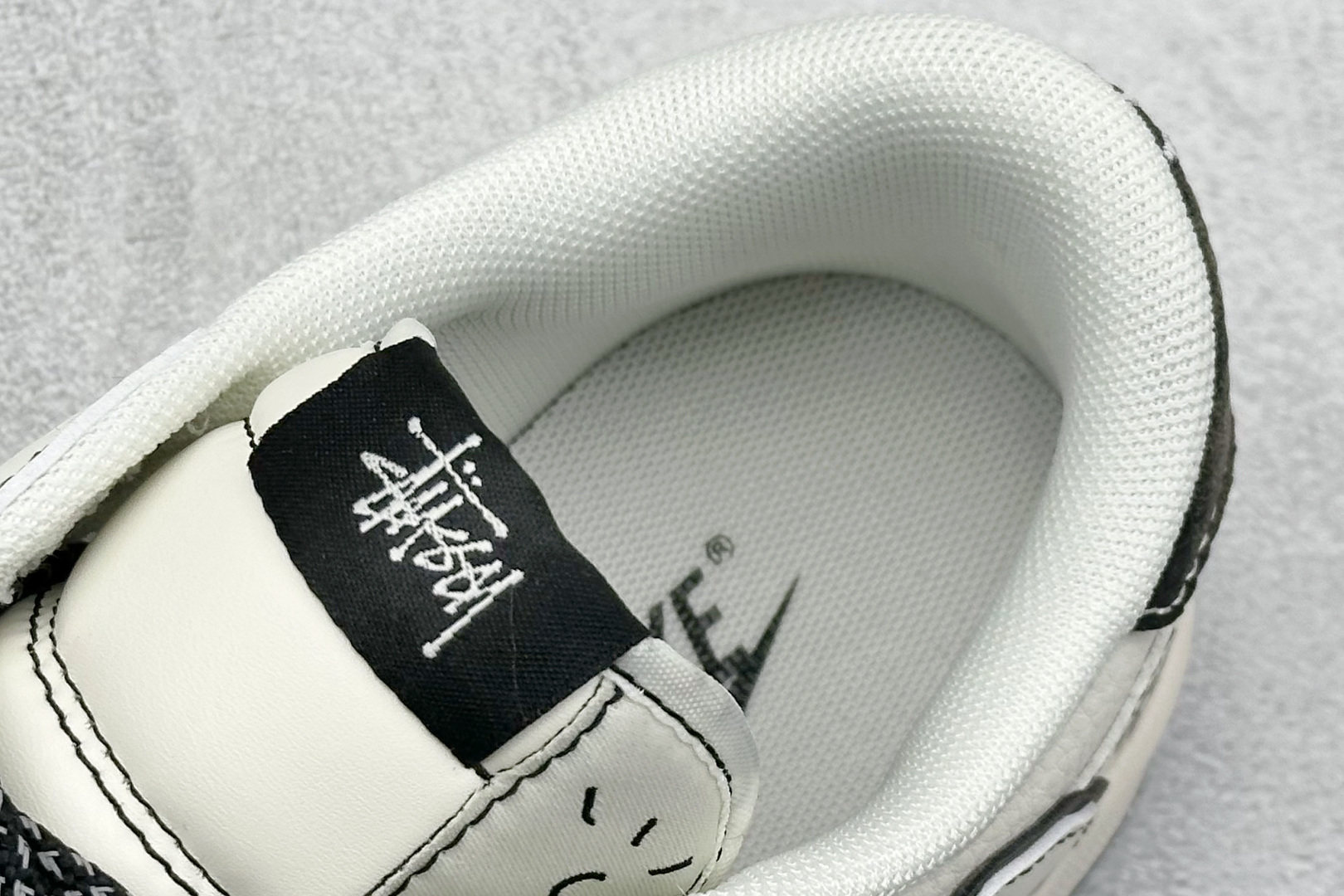 Travis Scott x Nike Air Jordan 1 Low x Stussy Air Jordan 1 Low 反转黑橙白小勾满天星倒钩 XF8698-075