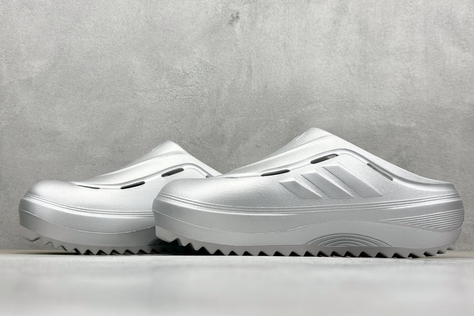 AD OZWAVE CLOG稳定缓震回弹厚底老爹拖鞋 厨师鞋二代 原装一比一上下层Mot JR6757