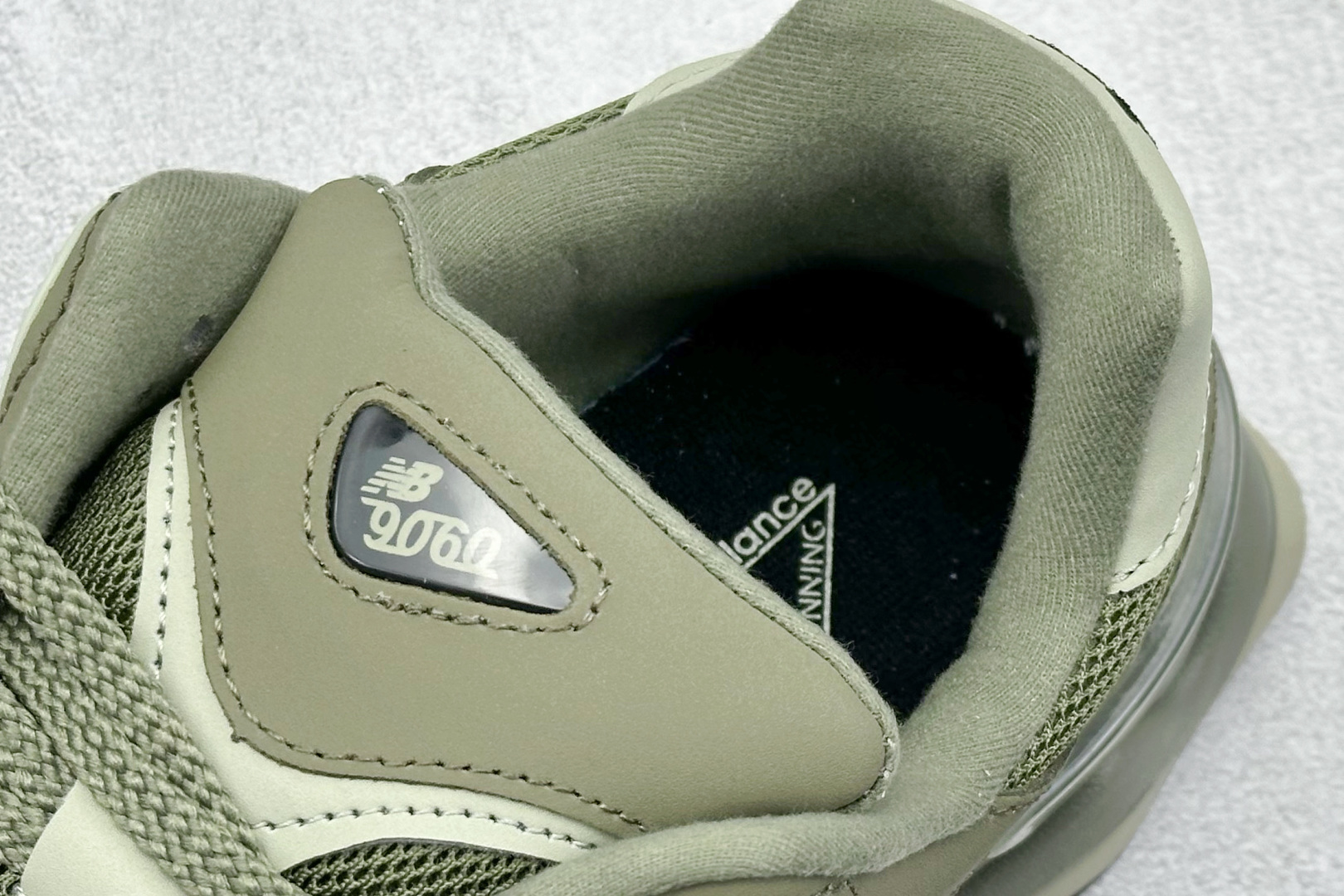 220 Joe Freshgoods x New Balance NB9060 联名款 复古休闲运动慢跑鞋 U9060ZGD