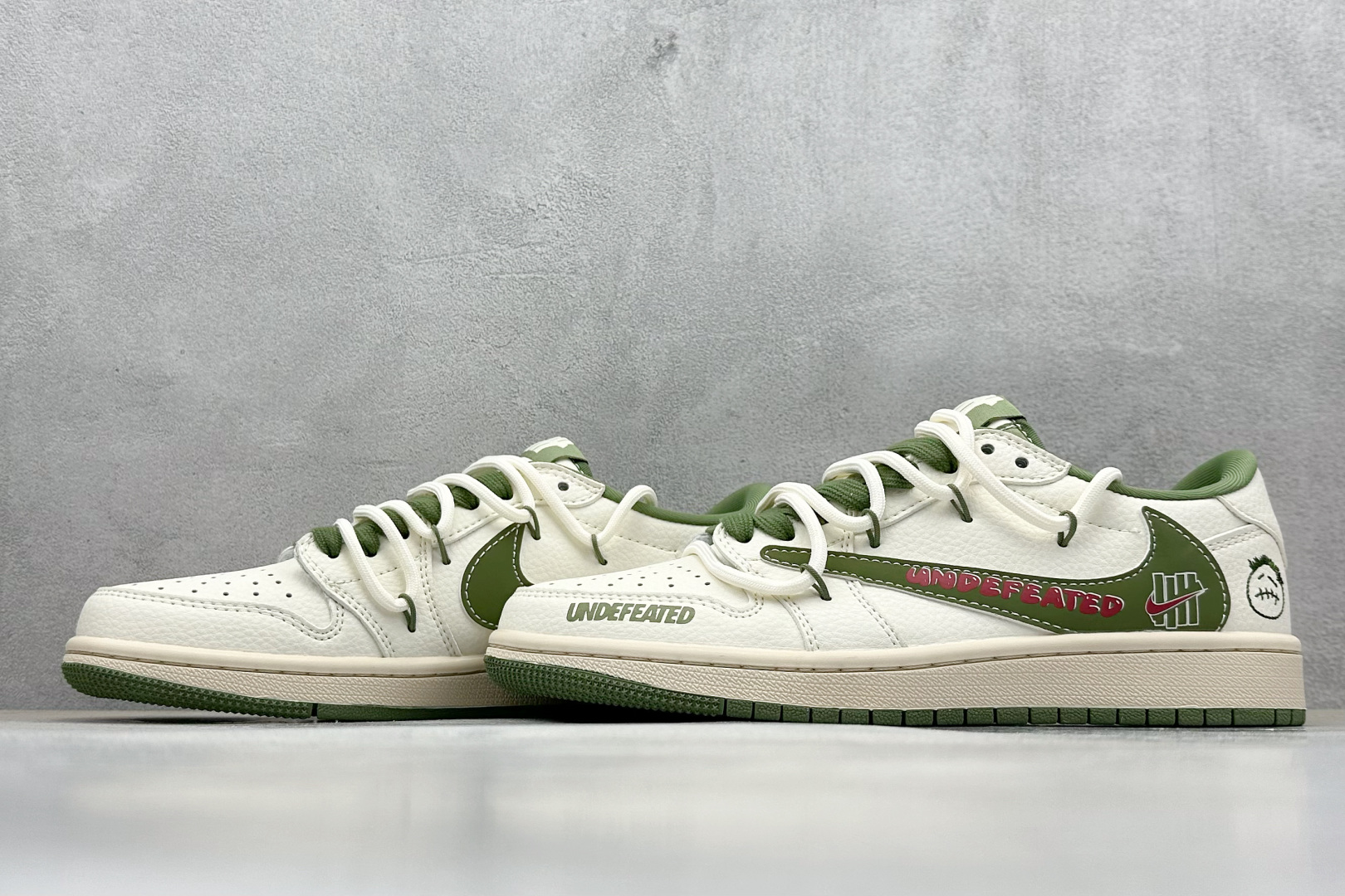 Travis Scott x Fragment Design x Air Jordan 1 Low OG SP AJ1 UN联名 绿鬼脸抽绳 低帮文化休闲板鞋 DM6868-097