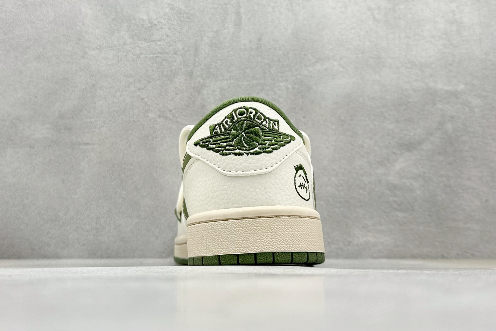 Travis Scott x Fragment Design x Air Jordan 1 Low OG SP AJ1 UN联名 绿鬼脸抽绳 低帮文化休闲板鞋 DM6868-097