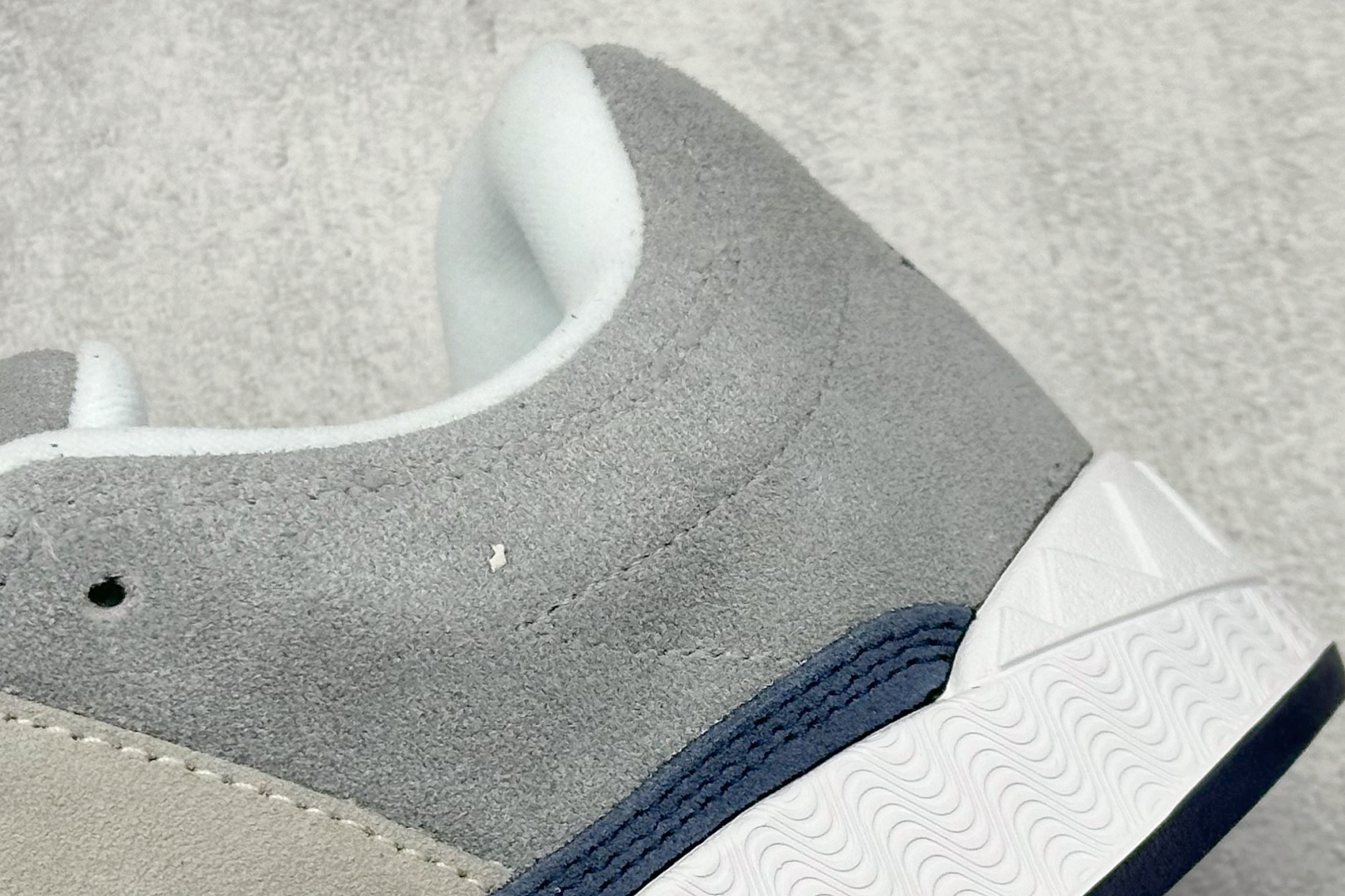 TG版 Adidas Adimatic Low 马蒂奇系列低帮 复古鲨鱼面包鞋运动休闲滑板板鞋 HP9915