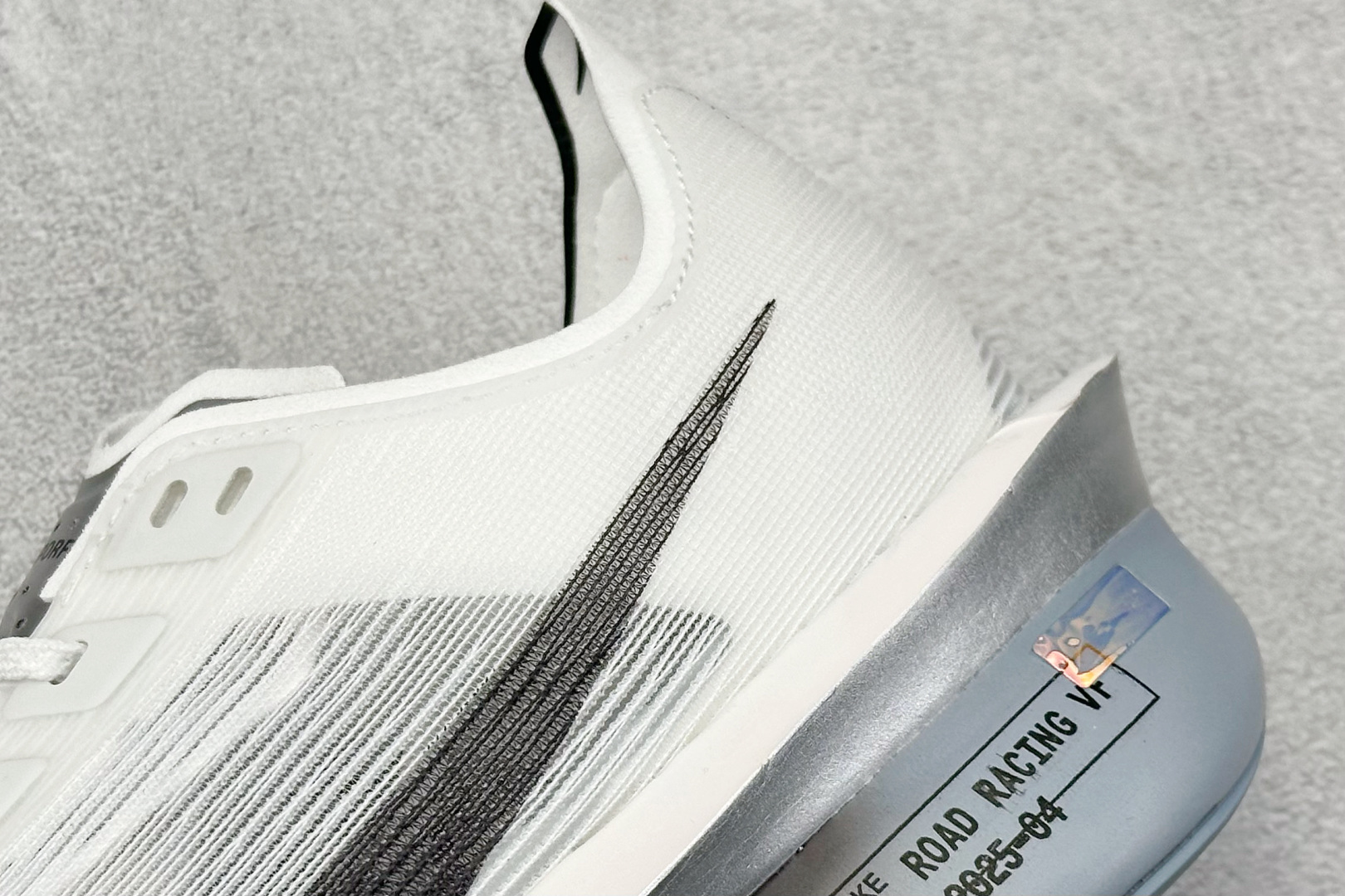 BF版 Nike ZoomX Vaporfly NEXT% 4 马拉松系列公路竞速超轻缓震跑步鞋 HF6414-100